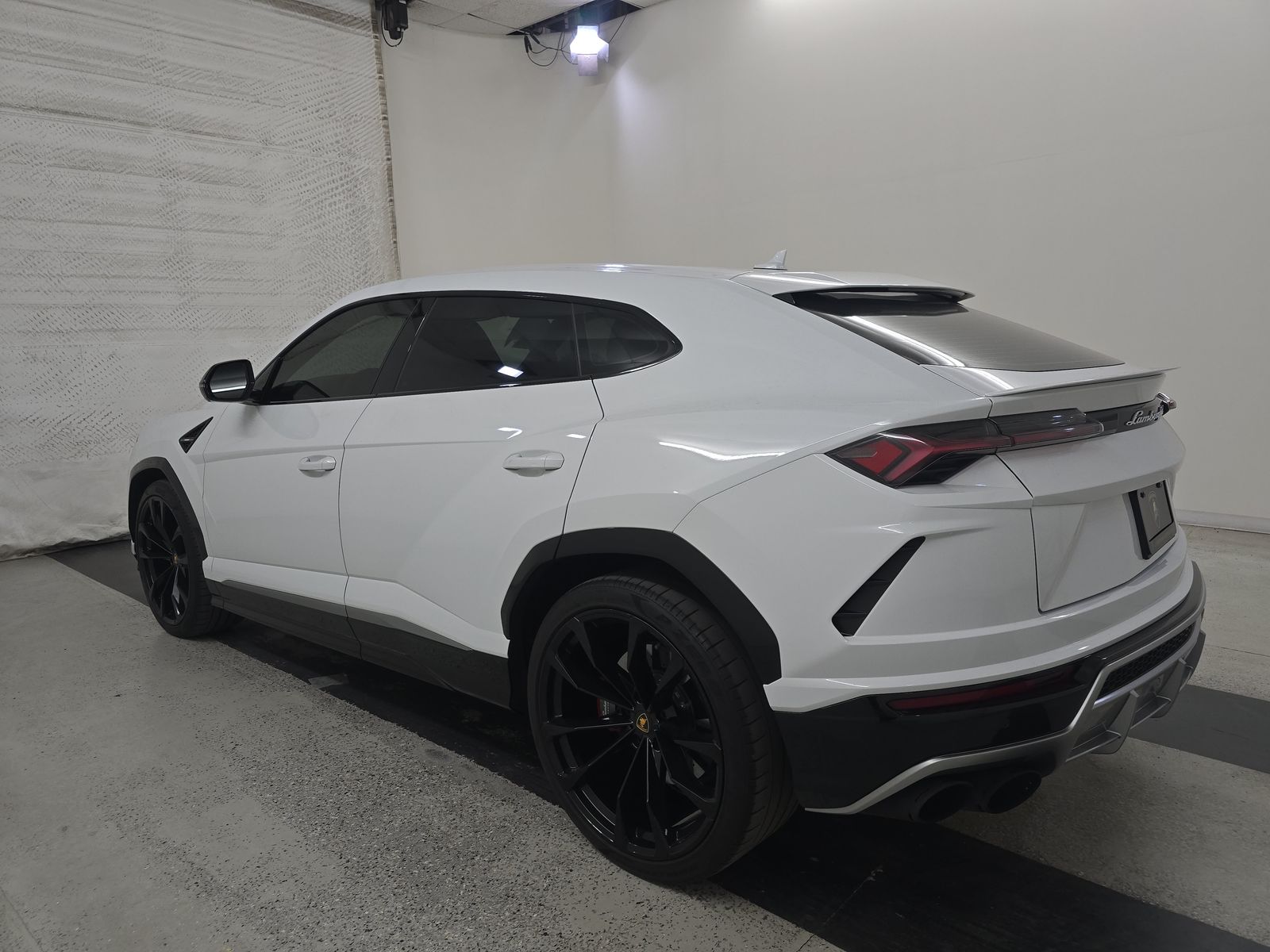 2021 Lamborghini Urus Base AWD