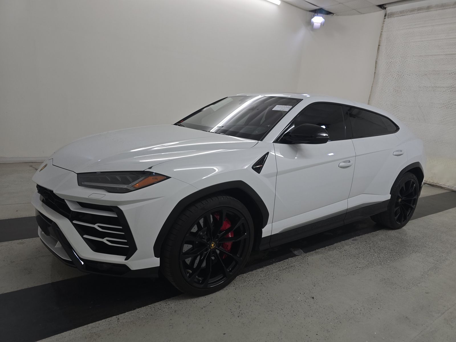 2021 Lamborghini Urus Base AWD