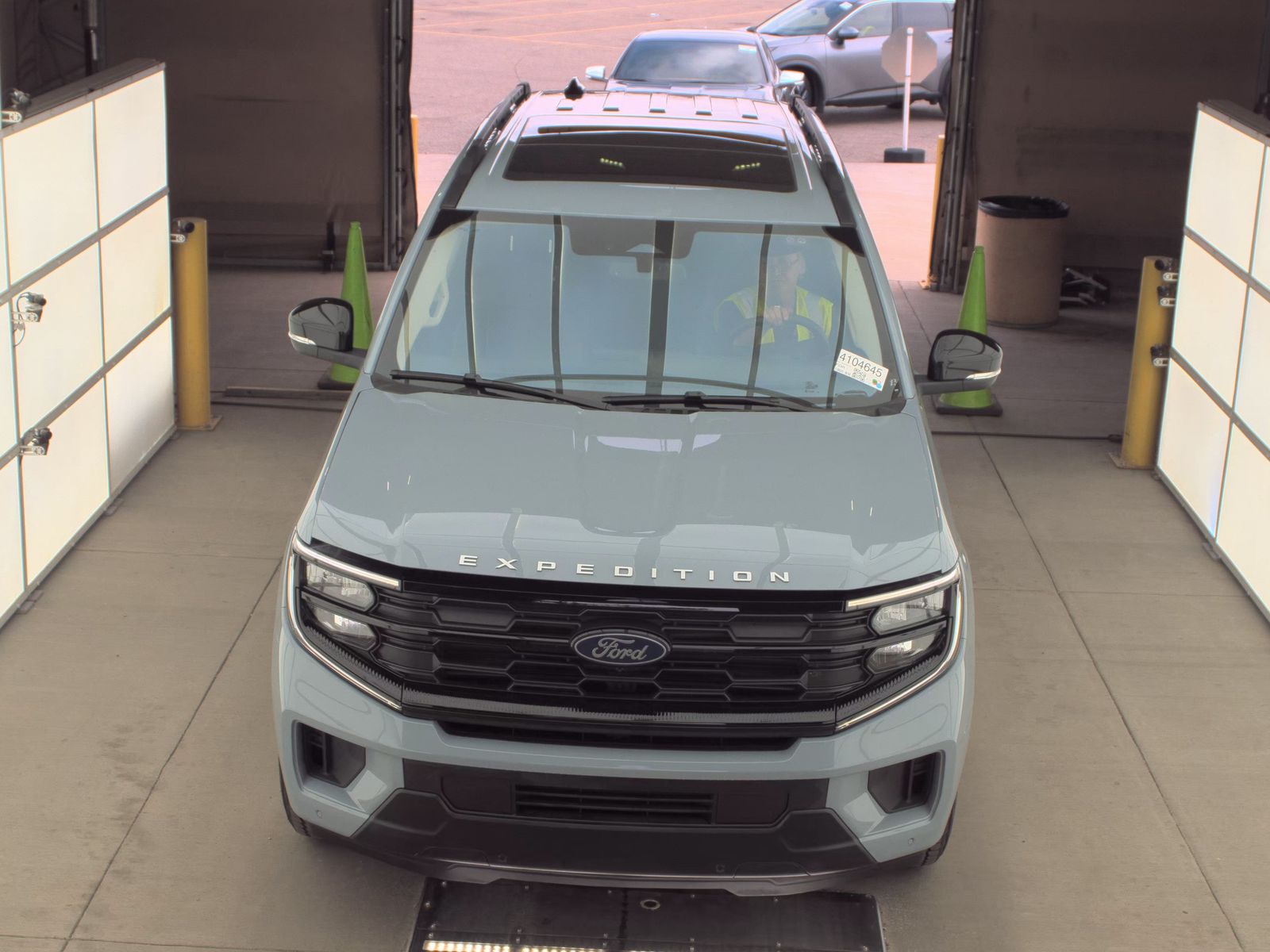 FORD EXPEDITION - 3
