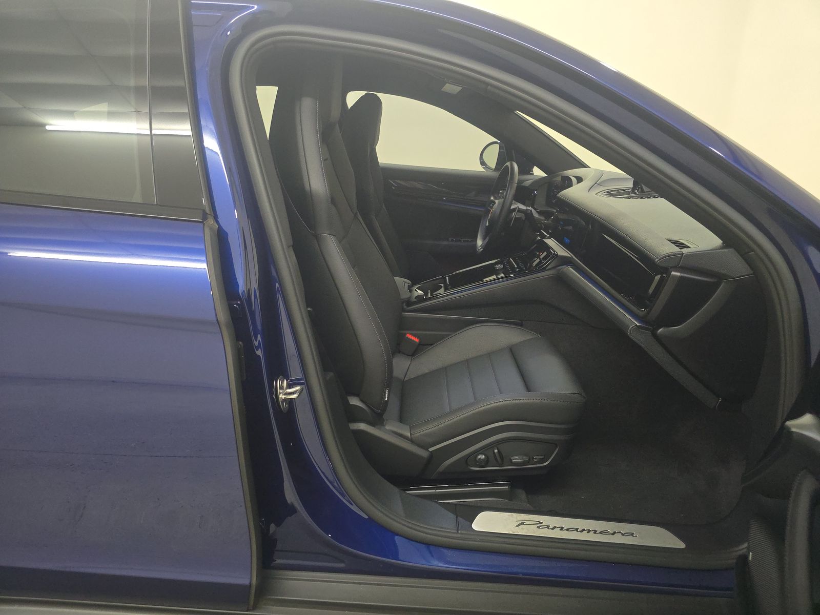 2024 Porsche Panamera Base RWD