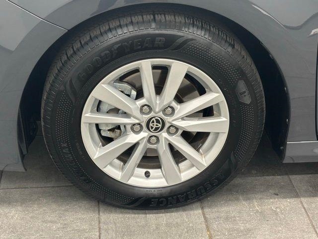 2026 Toyota Camry LE FWD