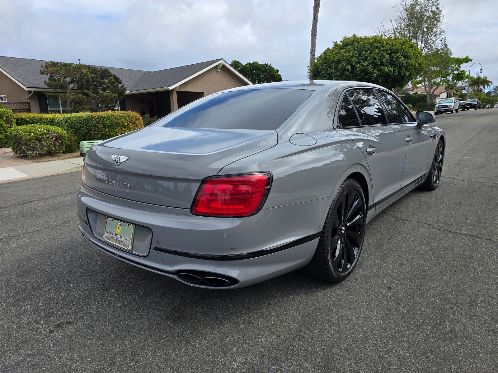 2022 Bentley Flying Spur V8 AWD