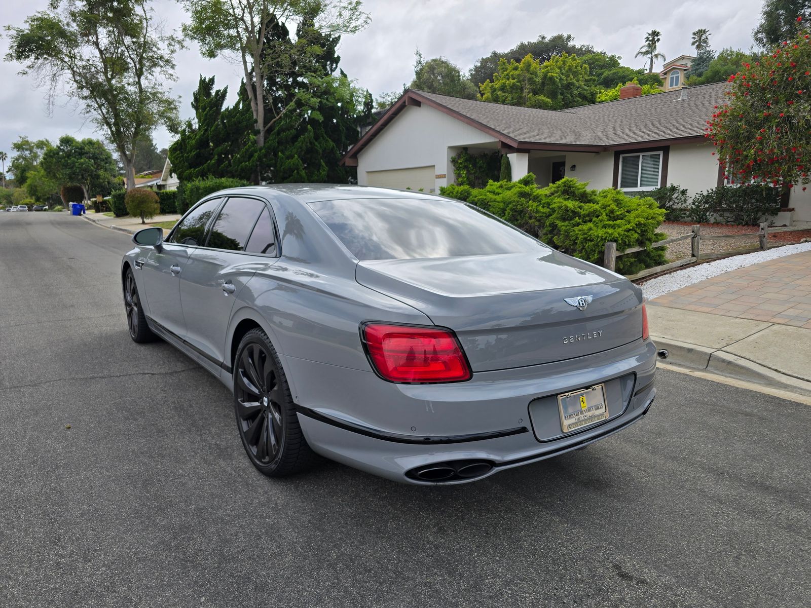 2022 Bentley Flying Spur V8 AWD