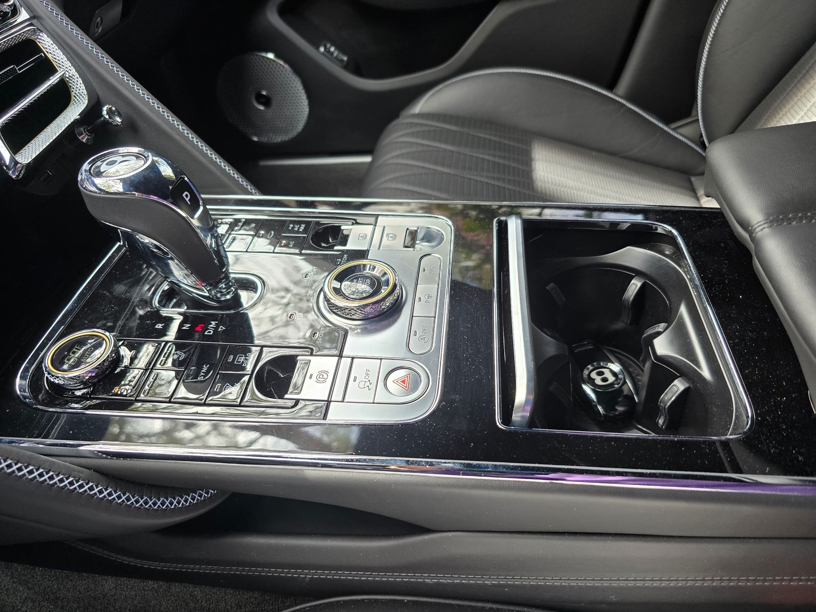 2022 Bentley Flying Spur V8 AWD