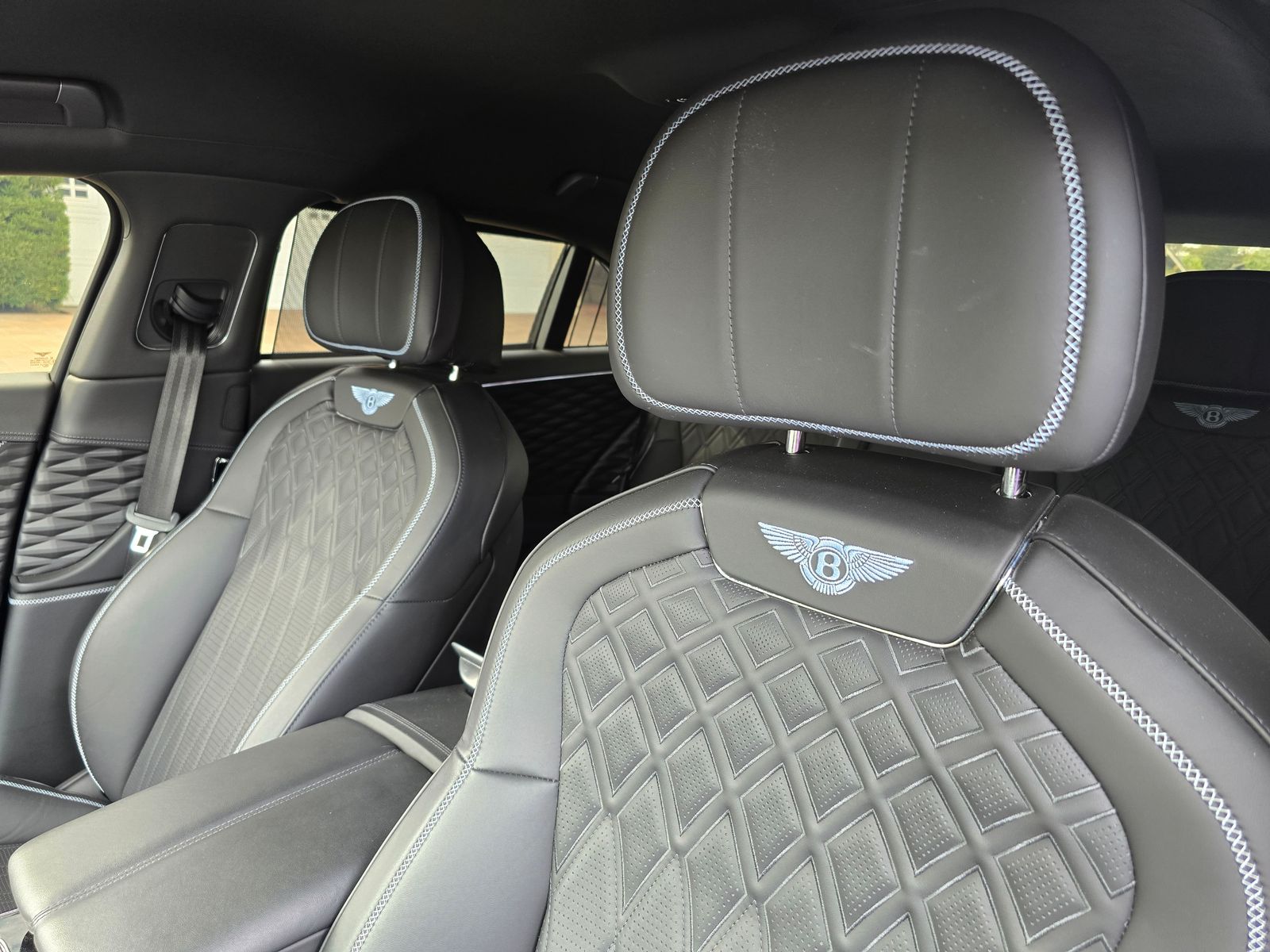 2022 Bentley Flying Spur V8 AWD