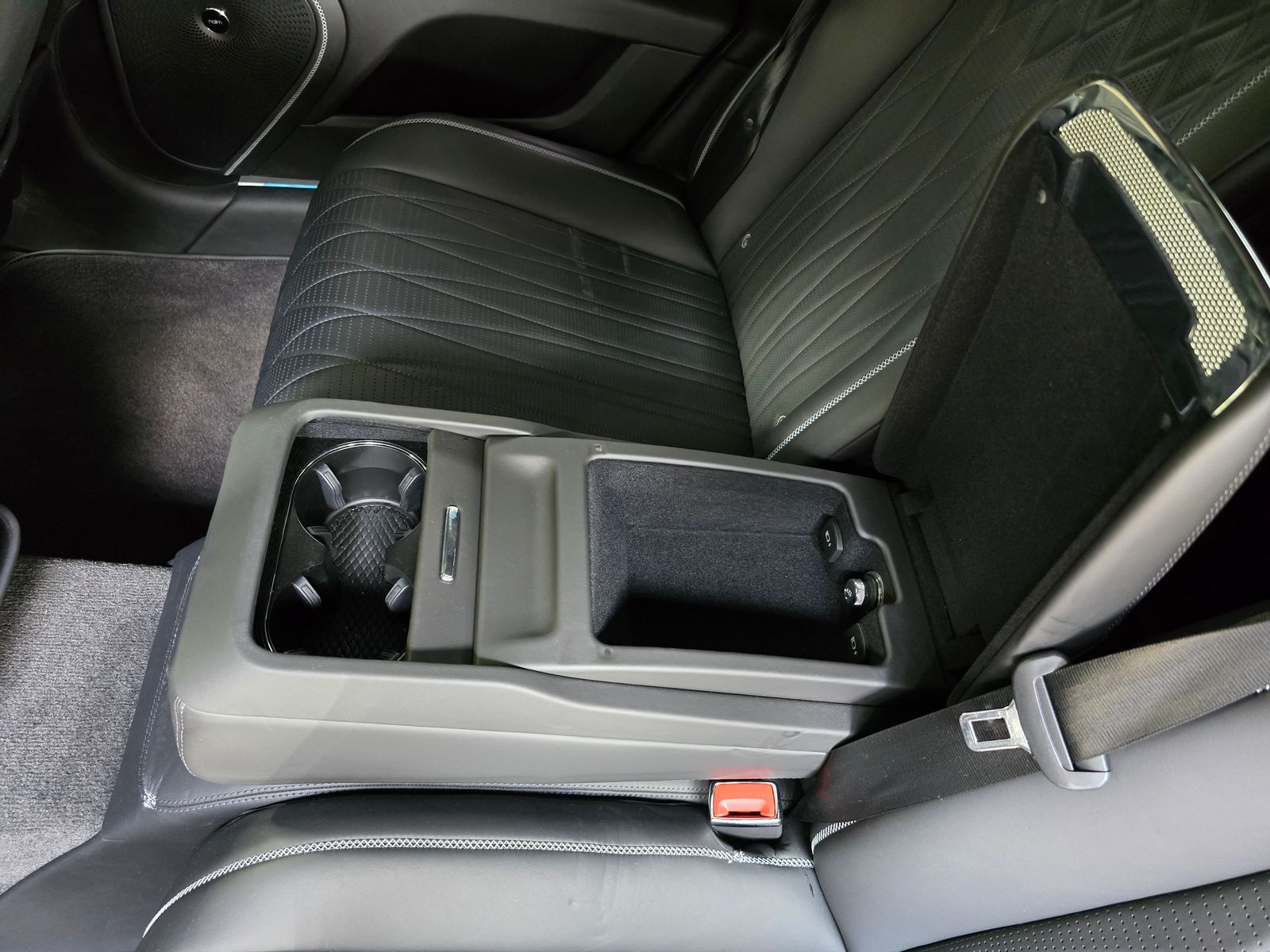 2022 Bentley Flying Spur V8 AWD