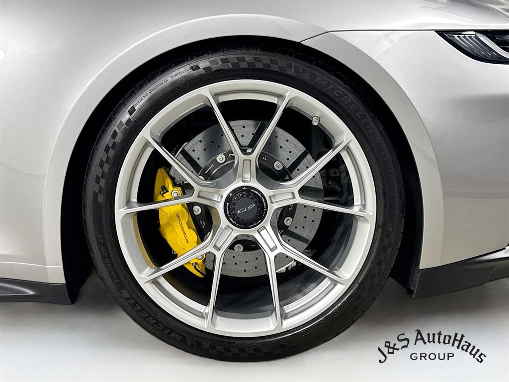 2022 Porsche 911 GT3 RWD