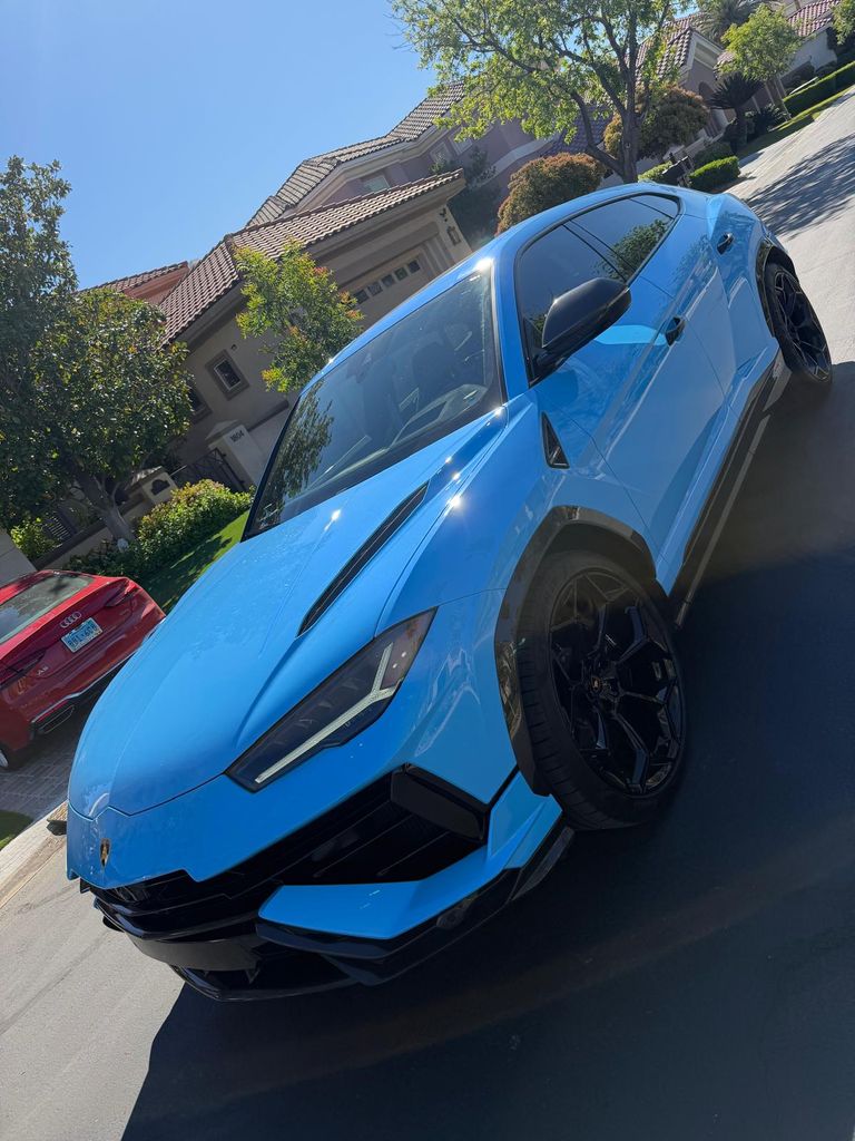 2024 Lamborghini Urus Performante AWD