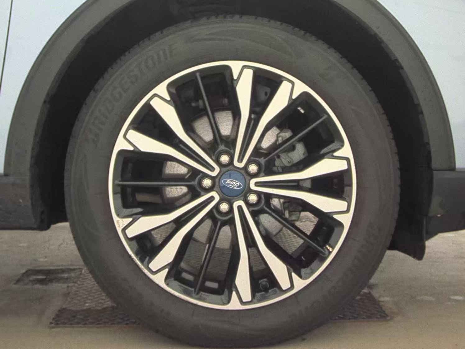 2022 Ford Escape SEL AWD