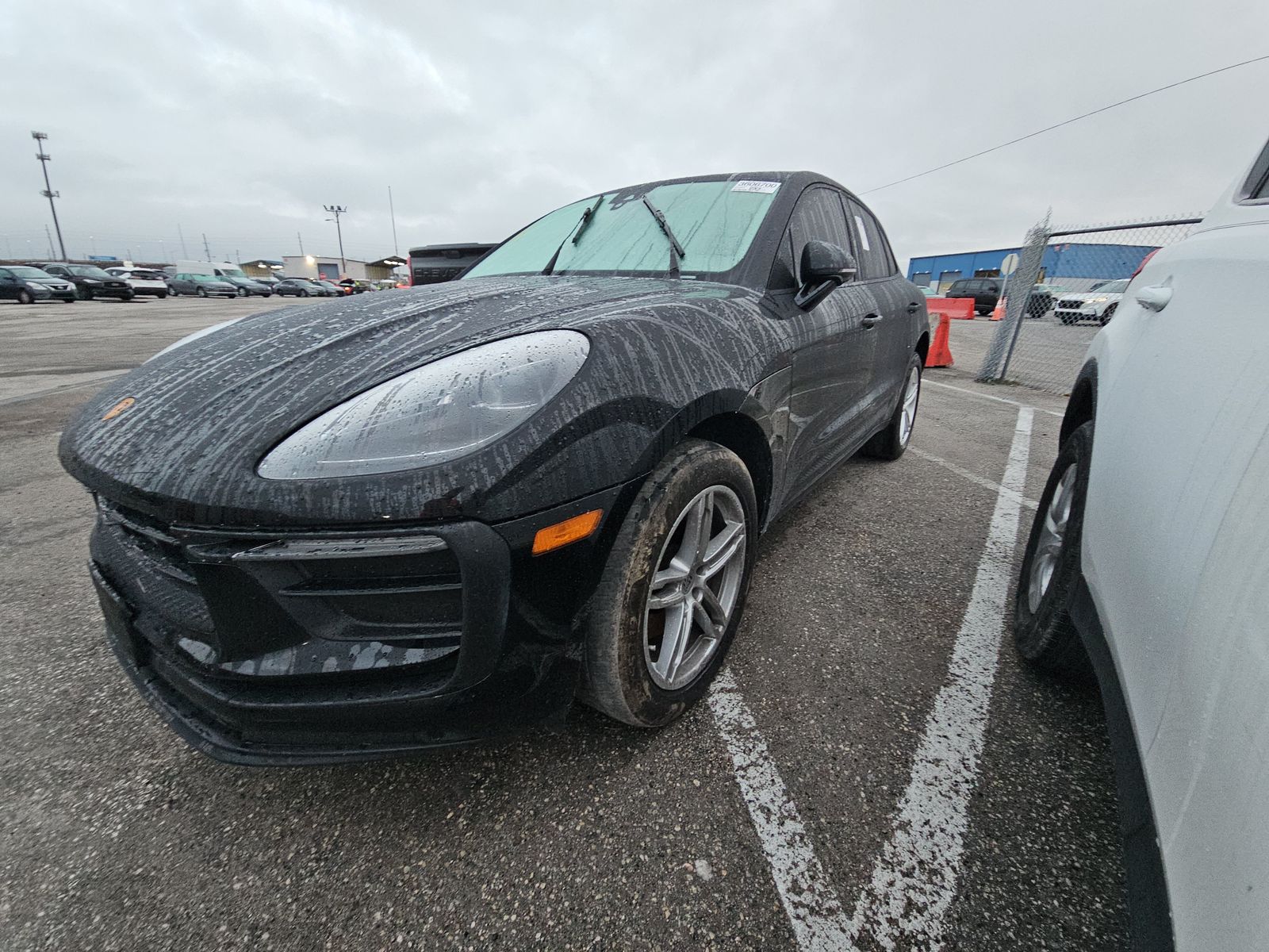 2023 Porsche Macan Base AWD