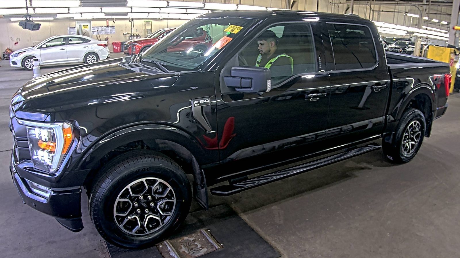 2023 Ford F-150 XLT AWD