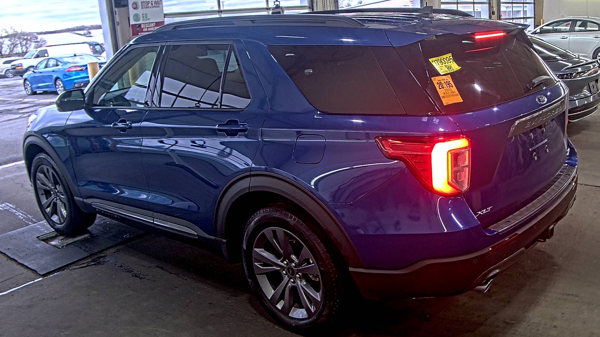 2022 Ford Explorer XLT AWD