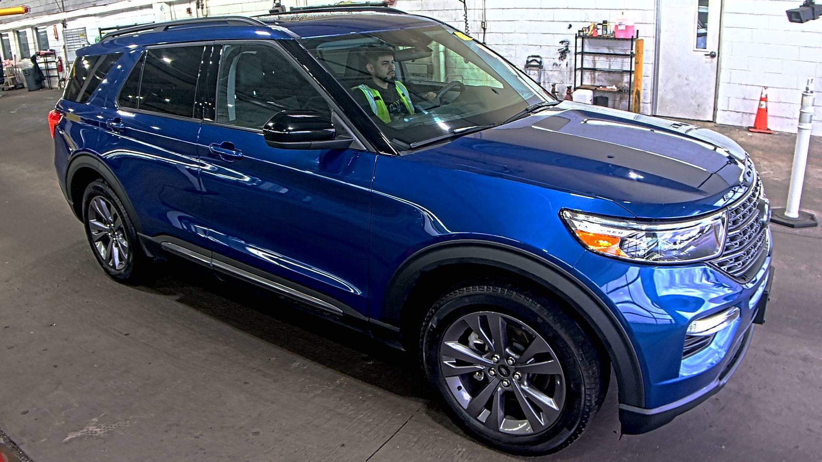2022 Ford Explorer XLT AWD