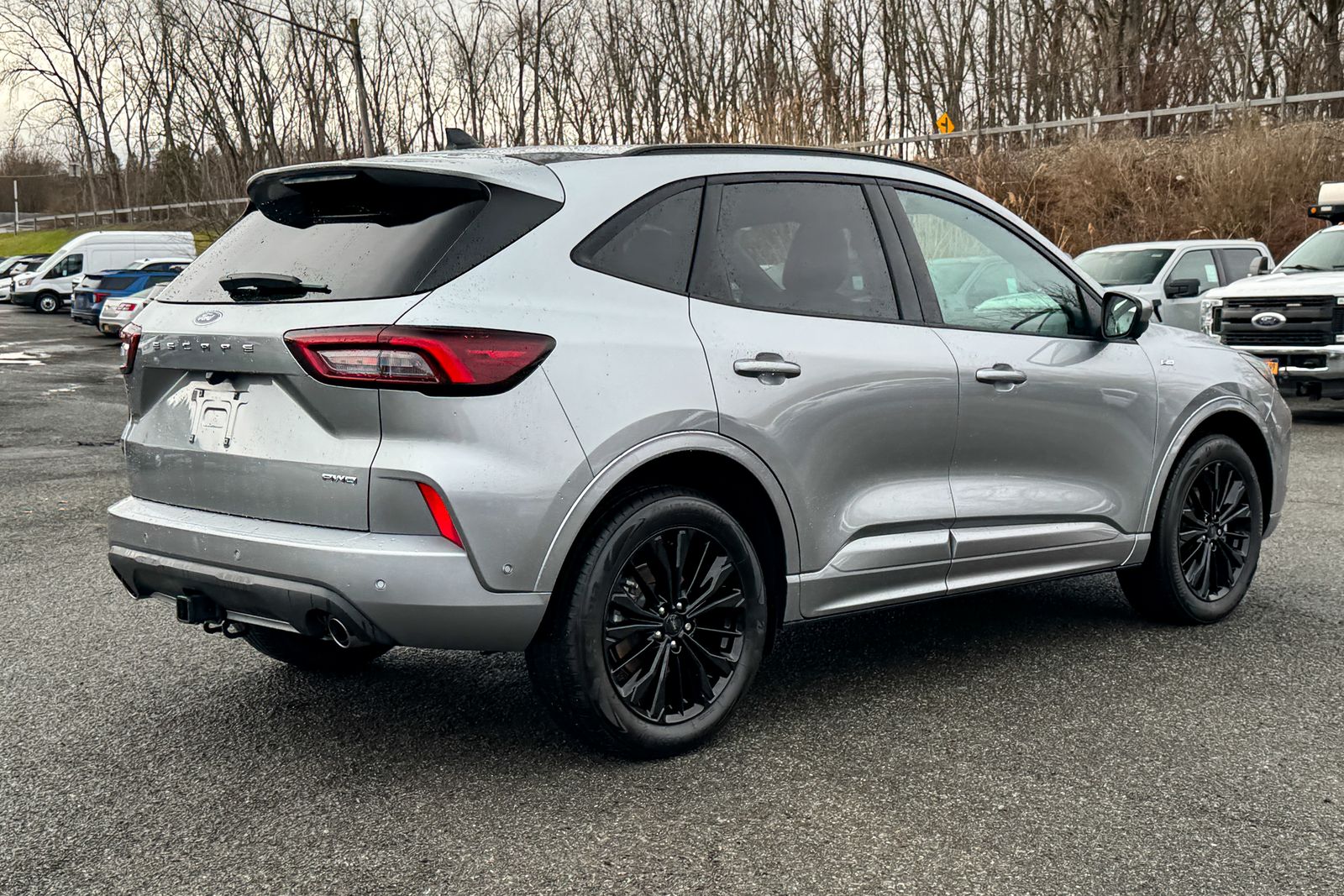 FORD ESCAPE - 4