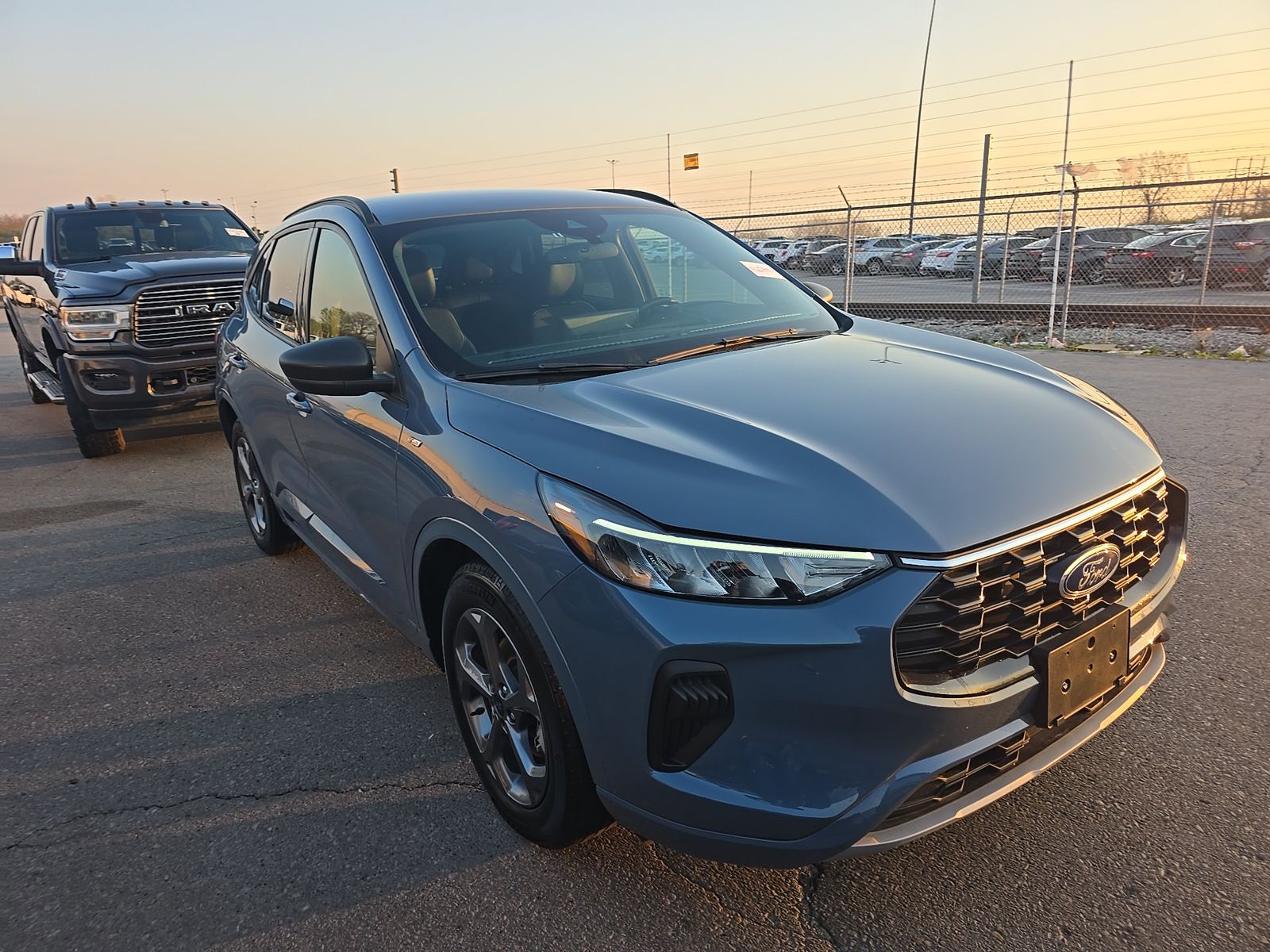 FORD ESCAPE - 4