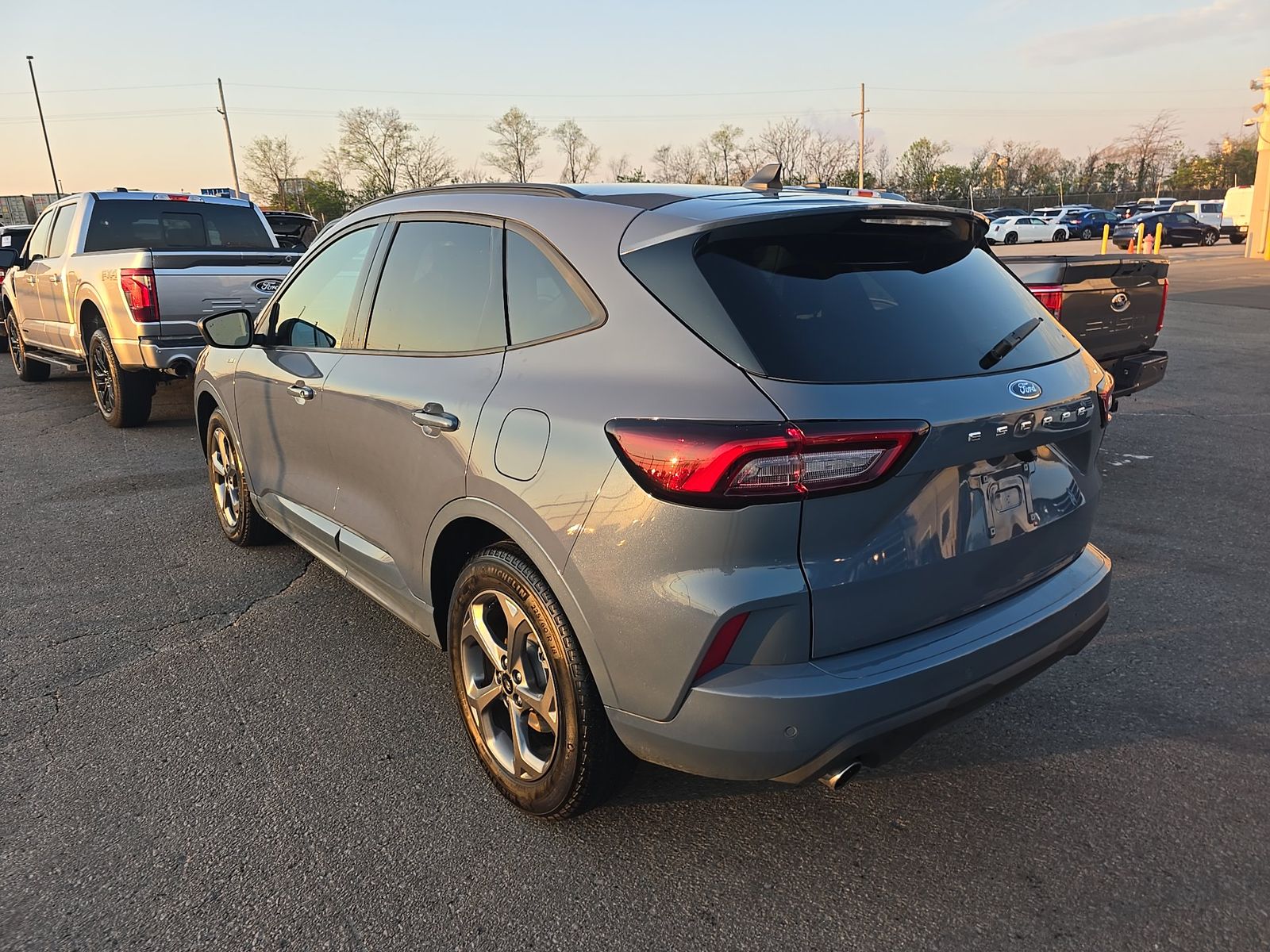 FORD ESCAPE - 7