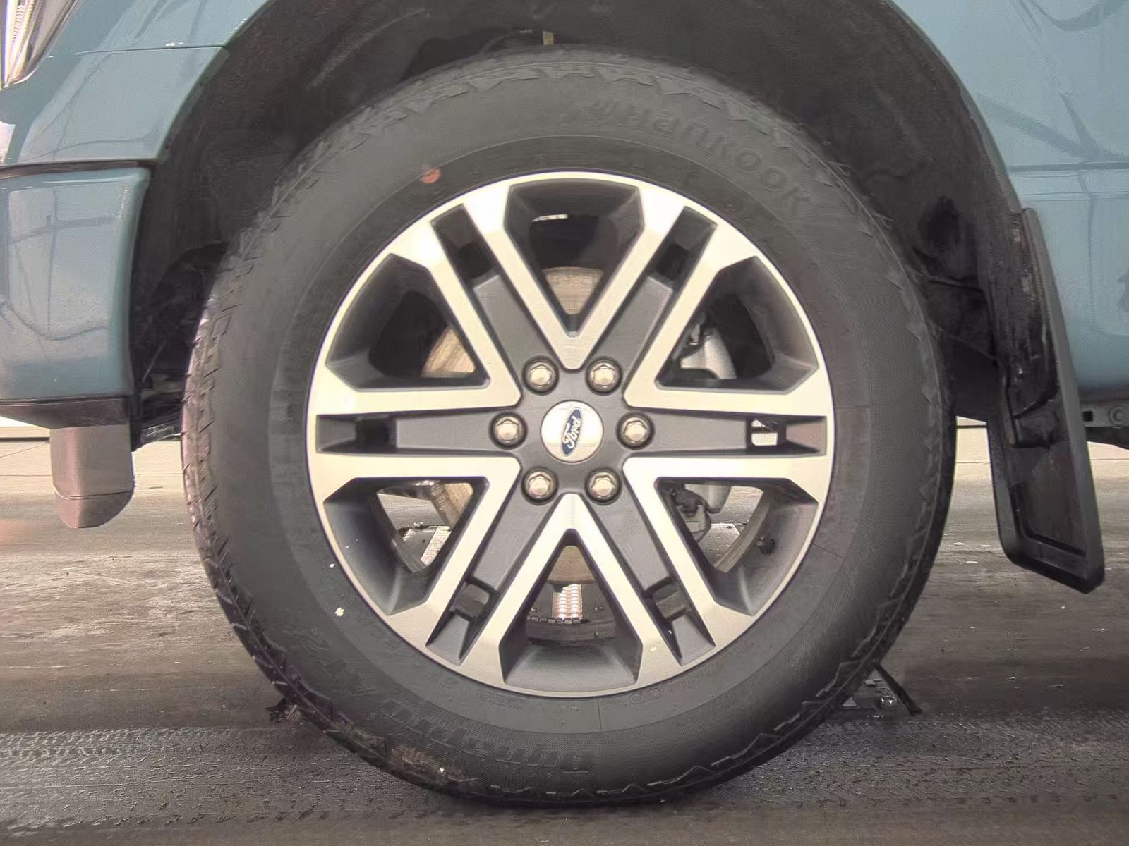 2023 Ford F-150 XL AWD