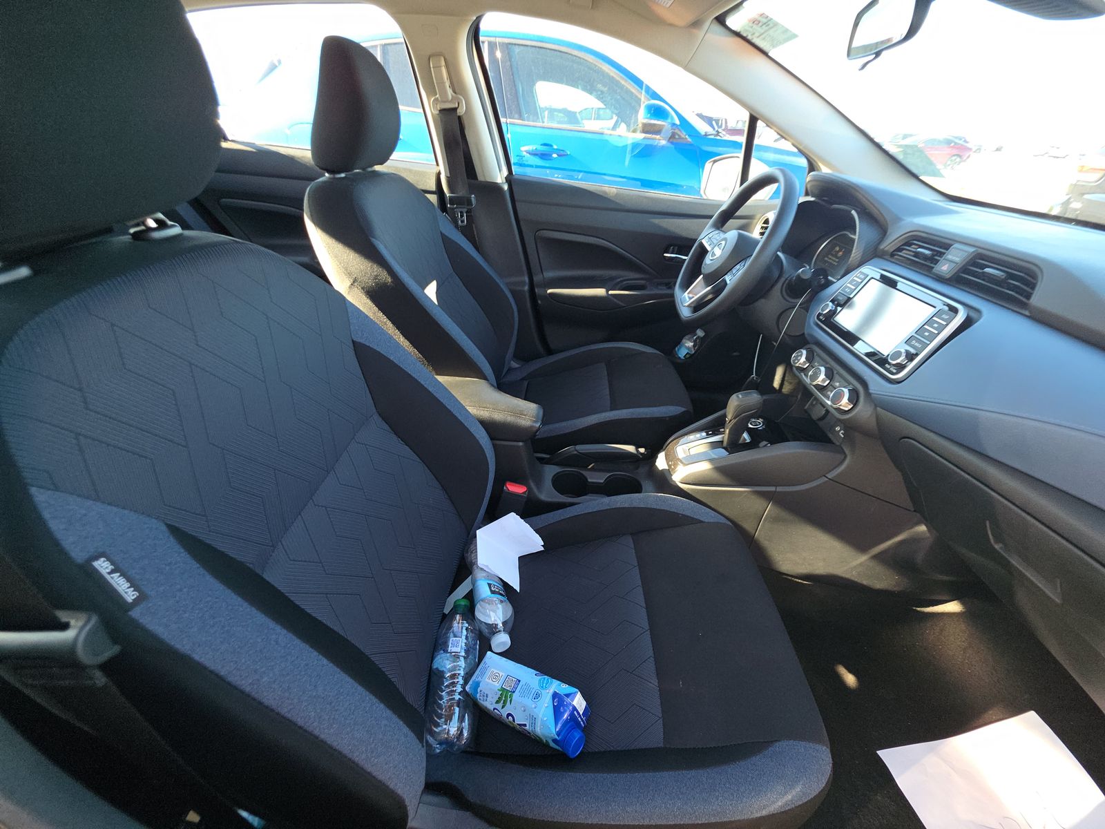 NISSAN VERSA - 9