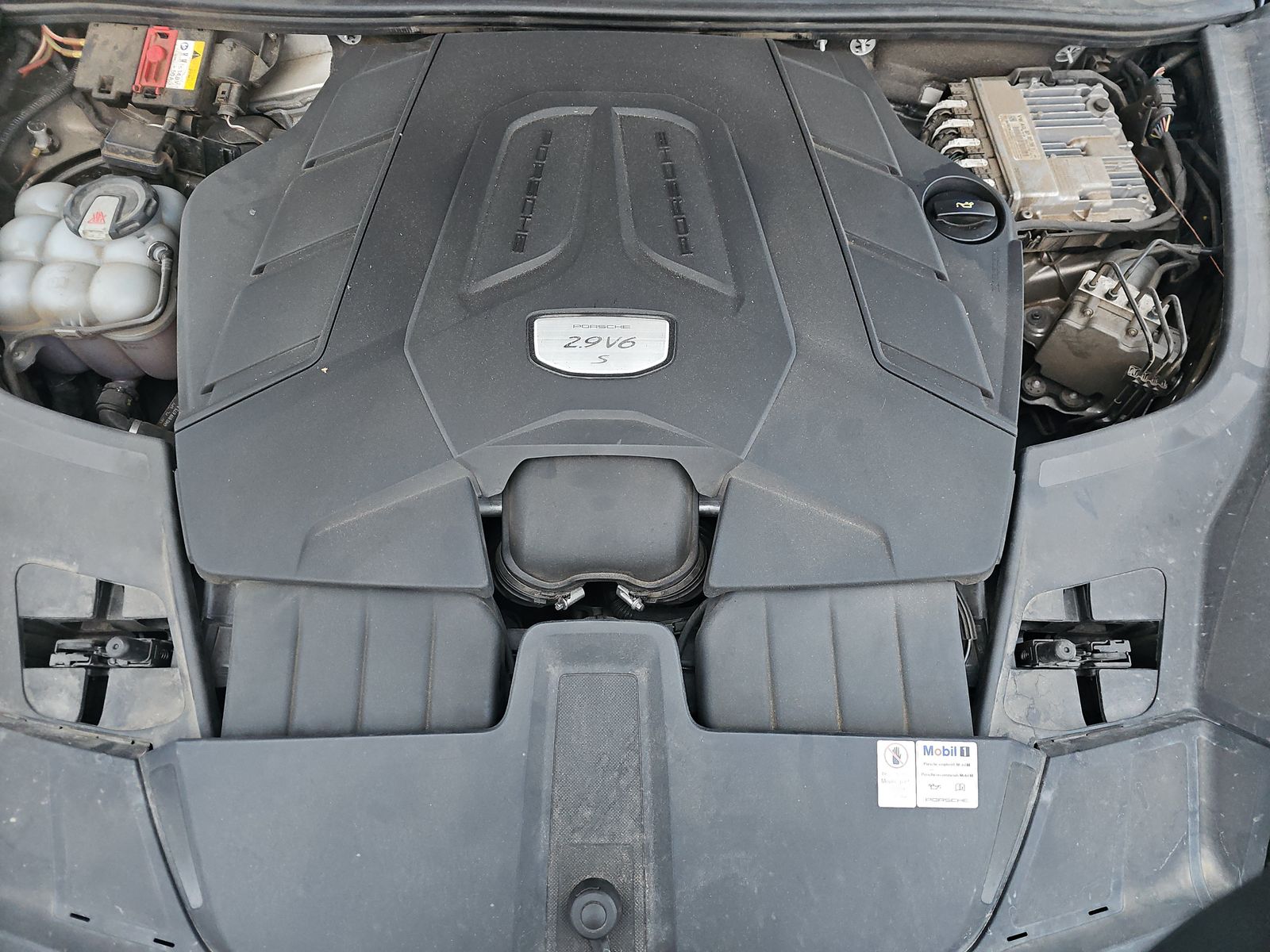 2019 Porsche Cayenne S AWD