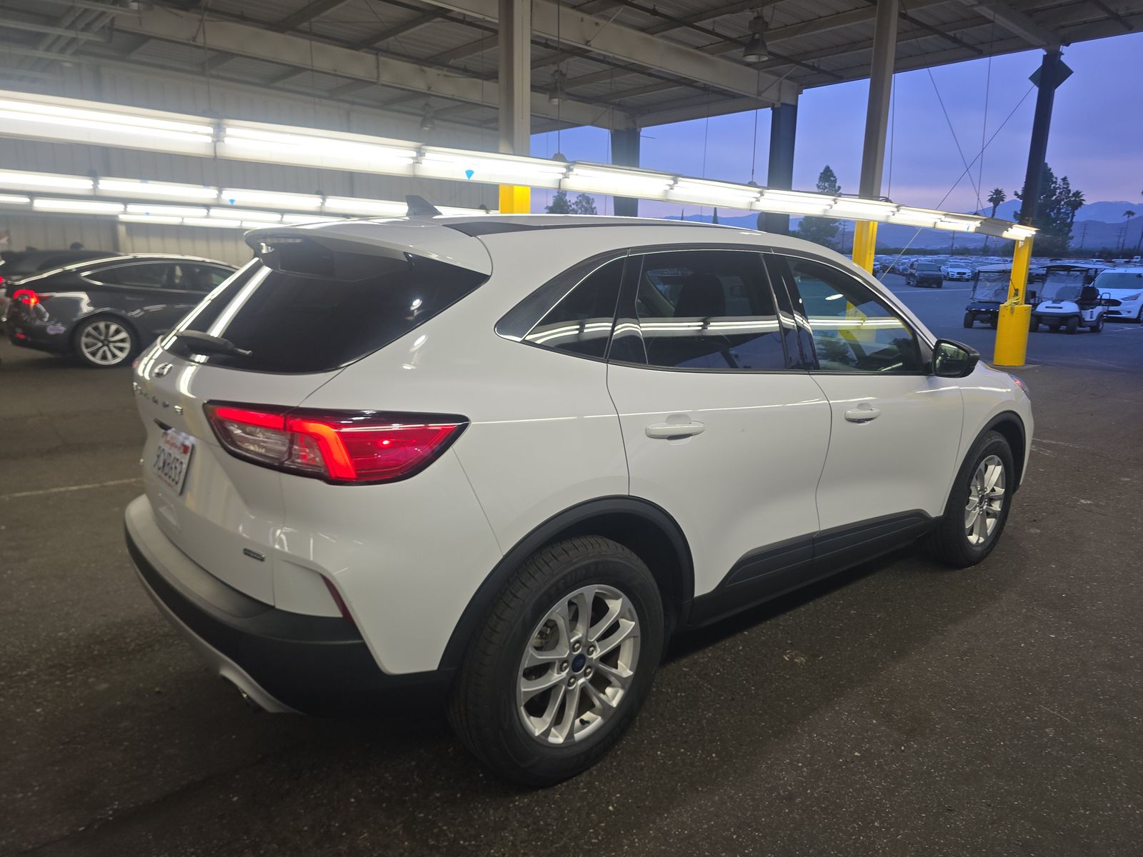 2022 Ford Escape Hybrid SE FWD