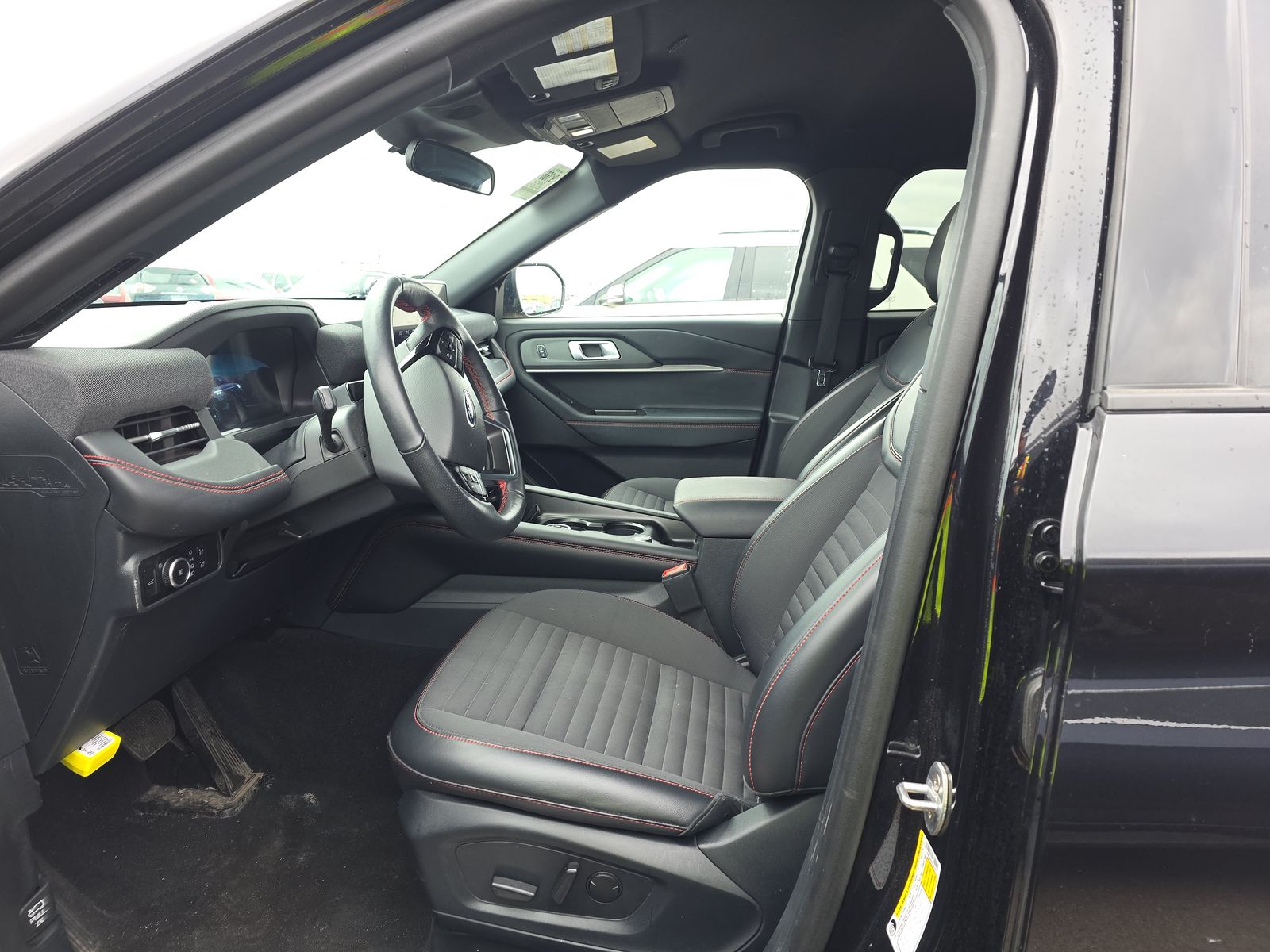 2025 Ford Explorer ST-Line AWD