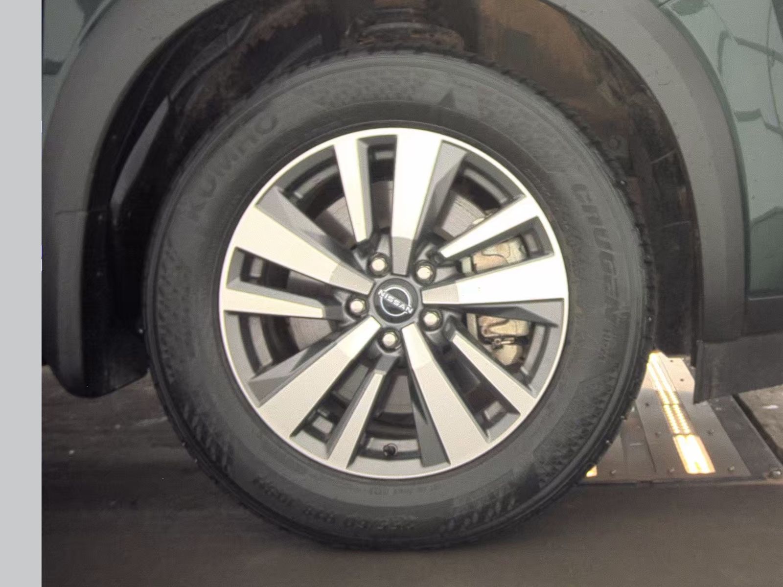 2025 Nissan Pathfinder SL AWD