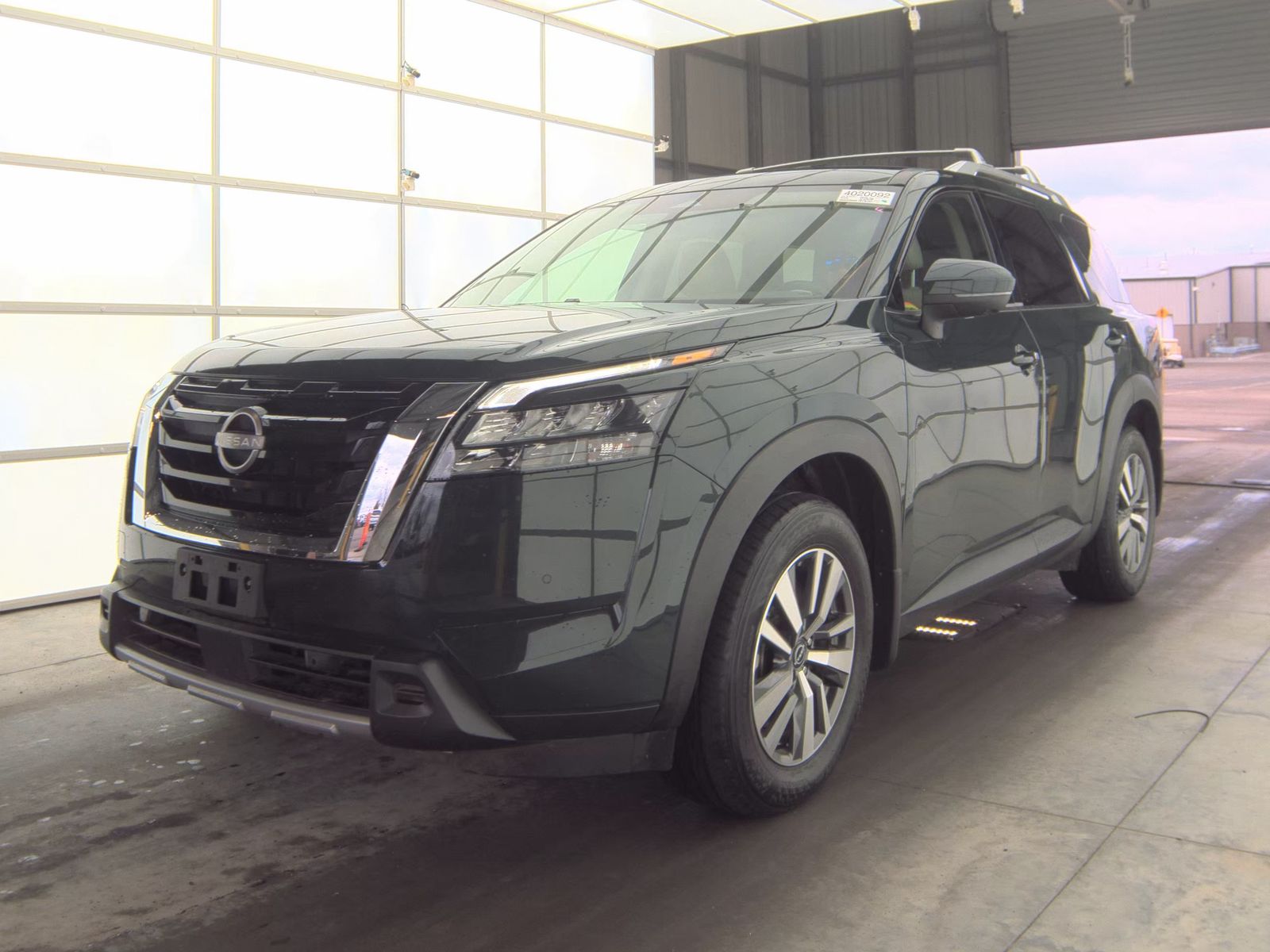 2025 Nissan Pathfinder SL AWD