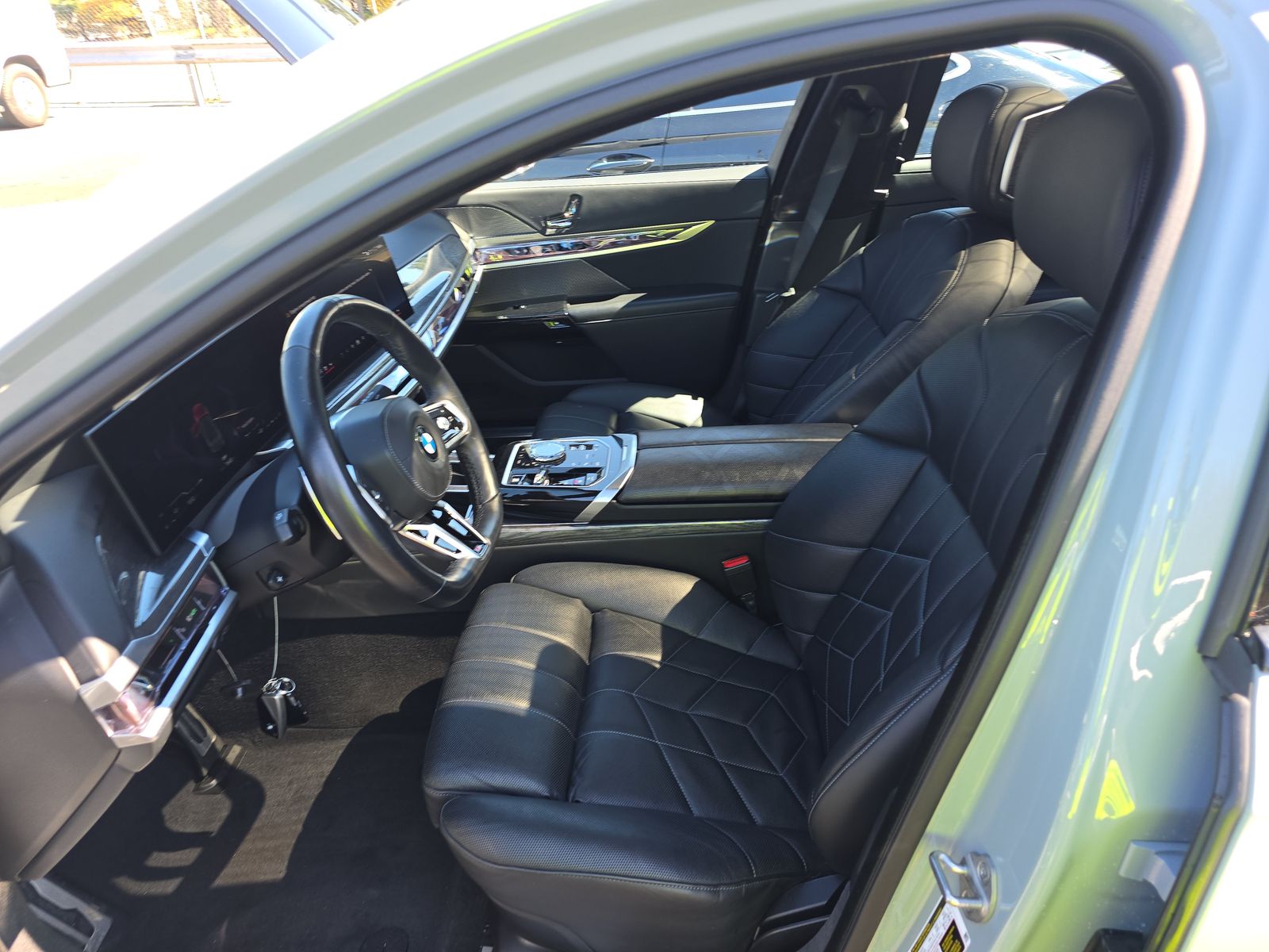 2024 BMW 7 Series 760i xDrive AWD