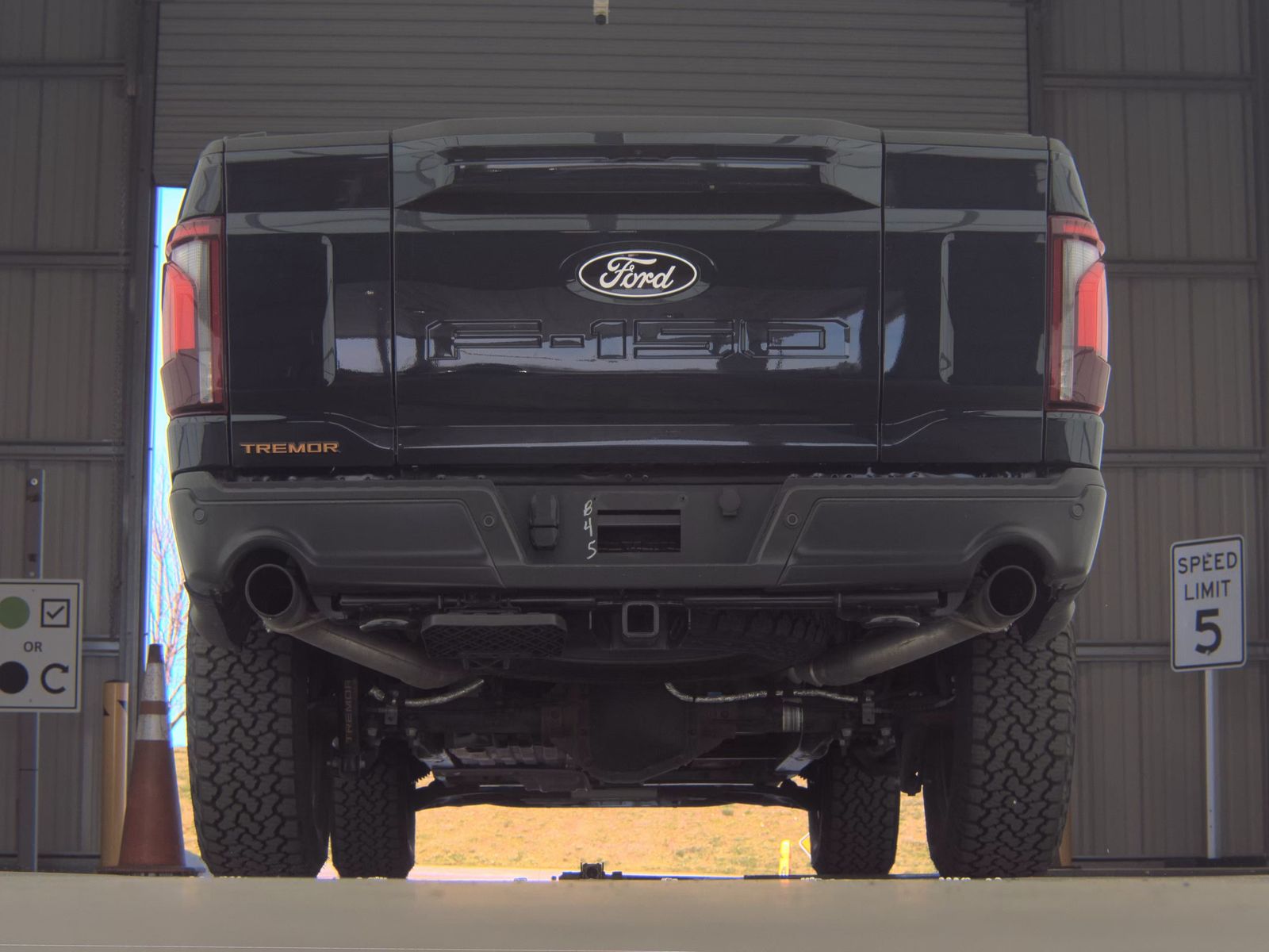 FORD F-150 - 8