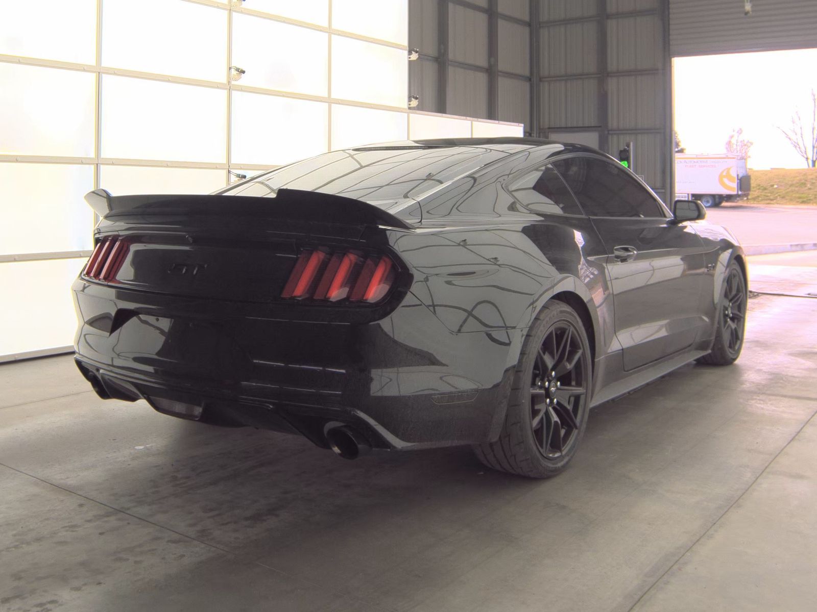 2017 Ford Mustang GT RWD