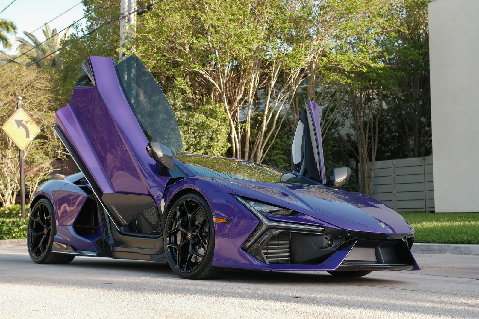 2024 Lamborghini Revuelto Base AWD