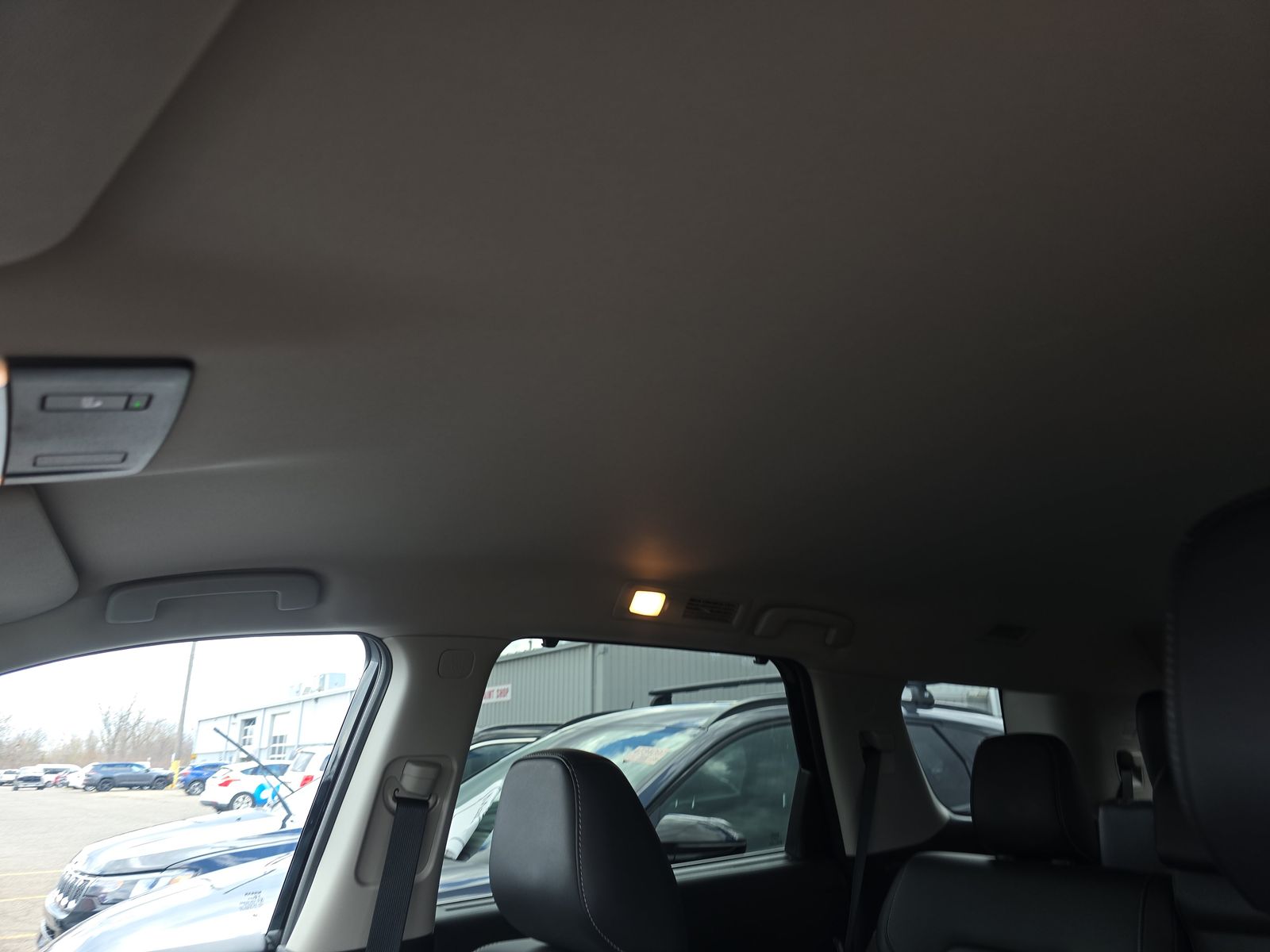 2025 Nissan Pathfinder SL AWD