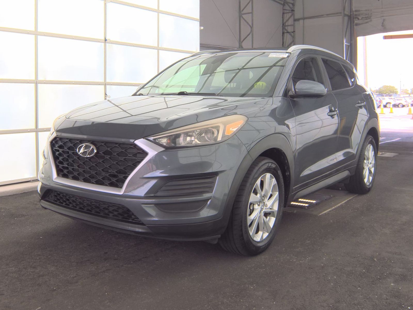 HYUNDAI TUCSON - 1