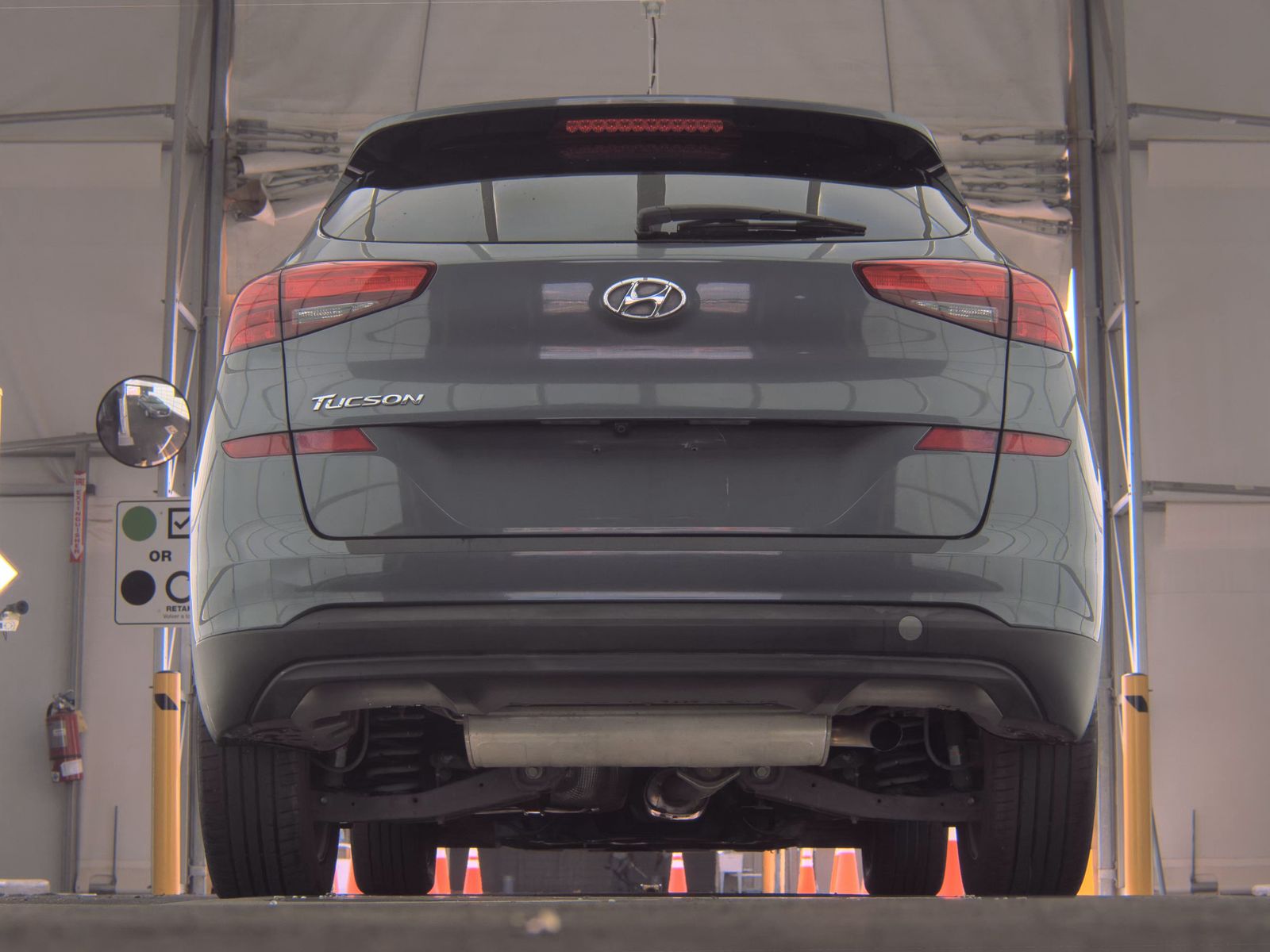 HYUNDAI TUCSON - 8
