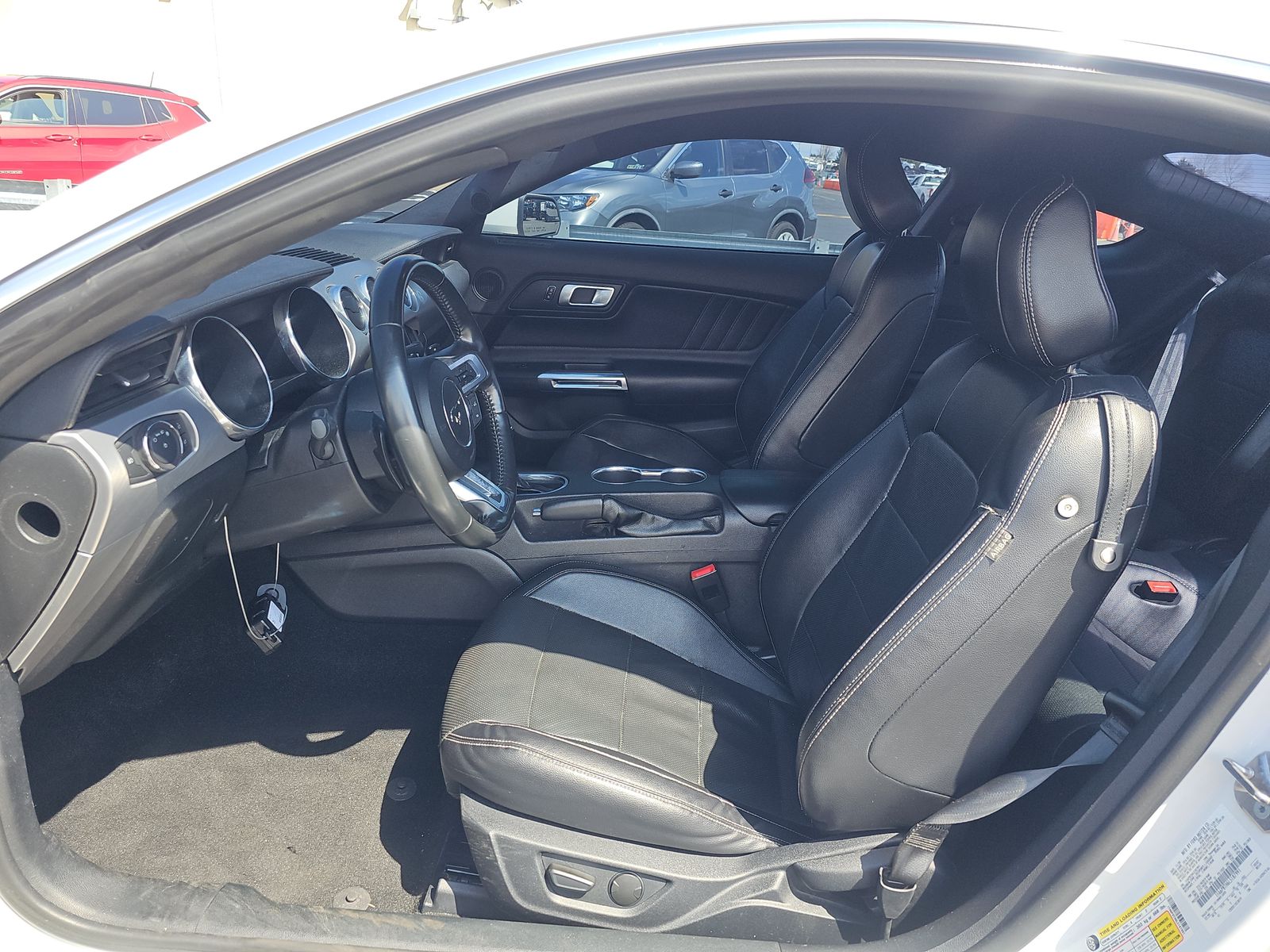 2020 Ford Mustang EcoBoost Premium RWD