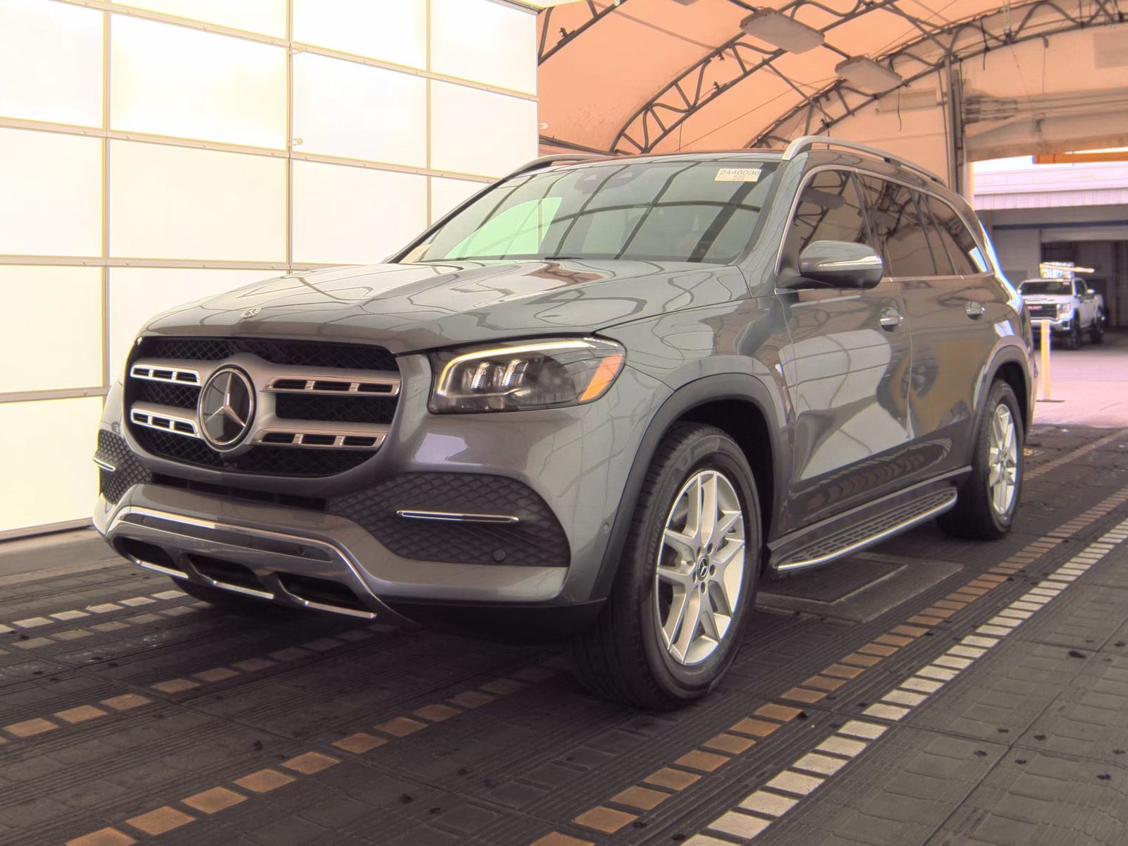 MERCEDES-BENZ GLS - 1