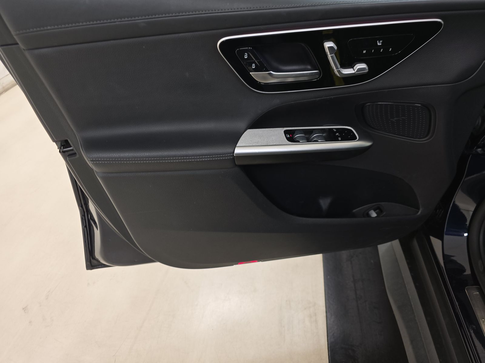 MERCEDES-BENZ GLC-CLASS - 10