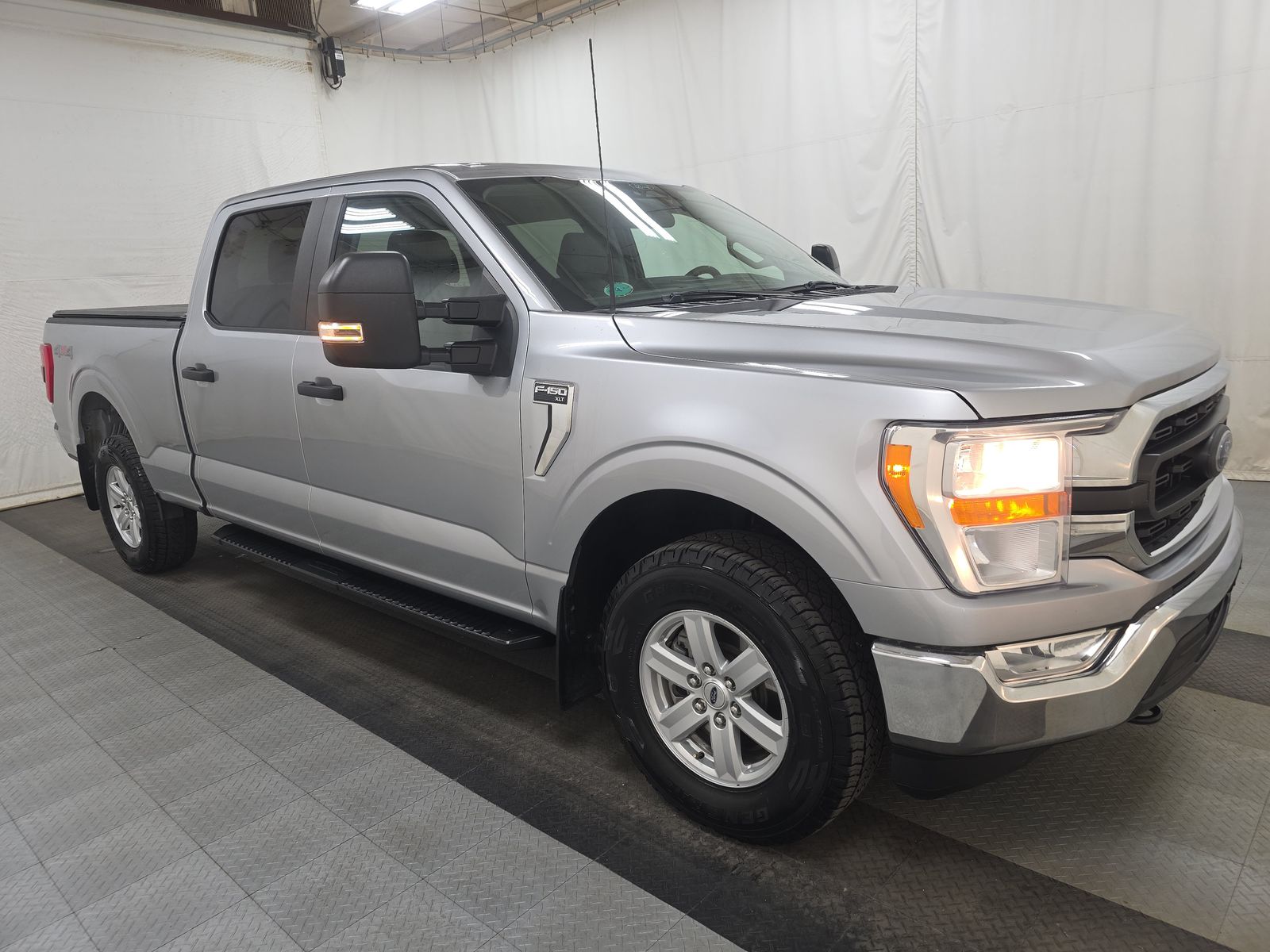 2022 Ford F-150 XLT AWD