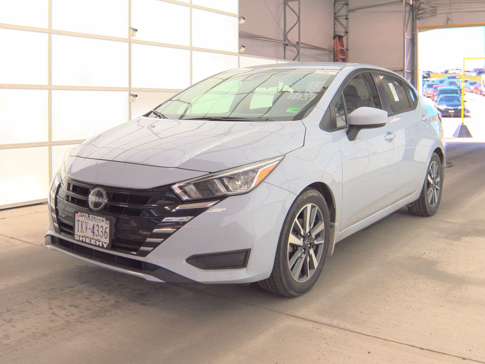 NISSAN VERSA - 1