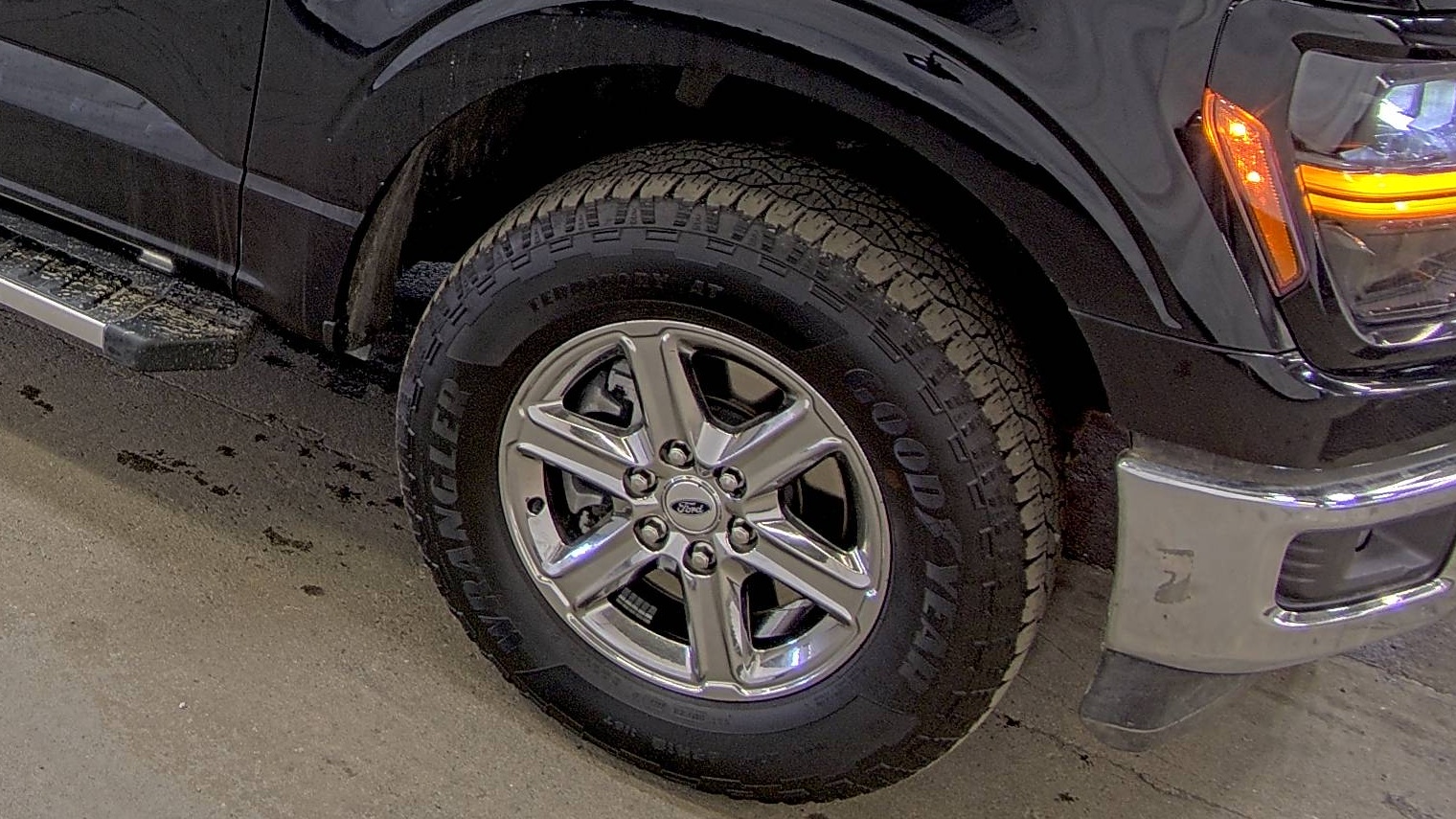 2025 Ford F-150 XLT AWD