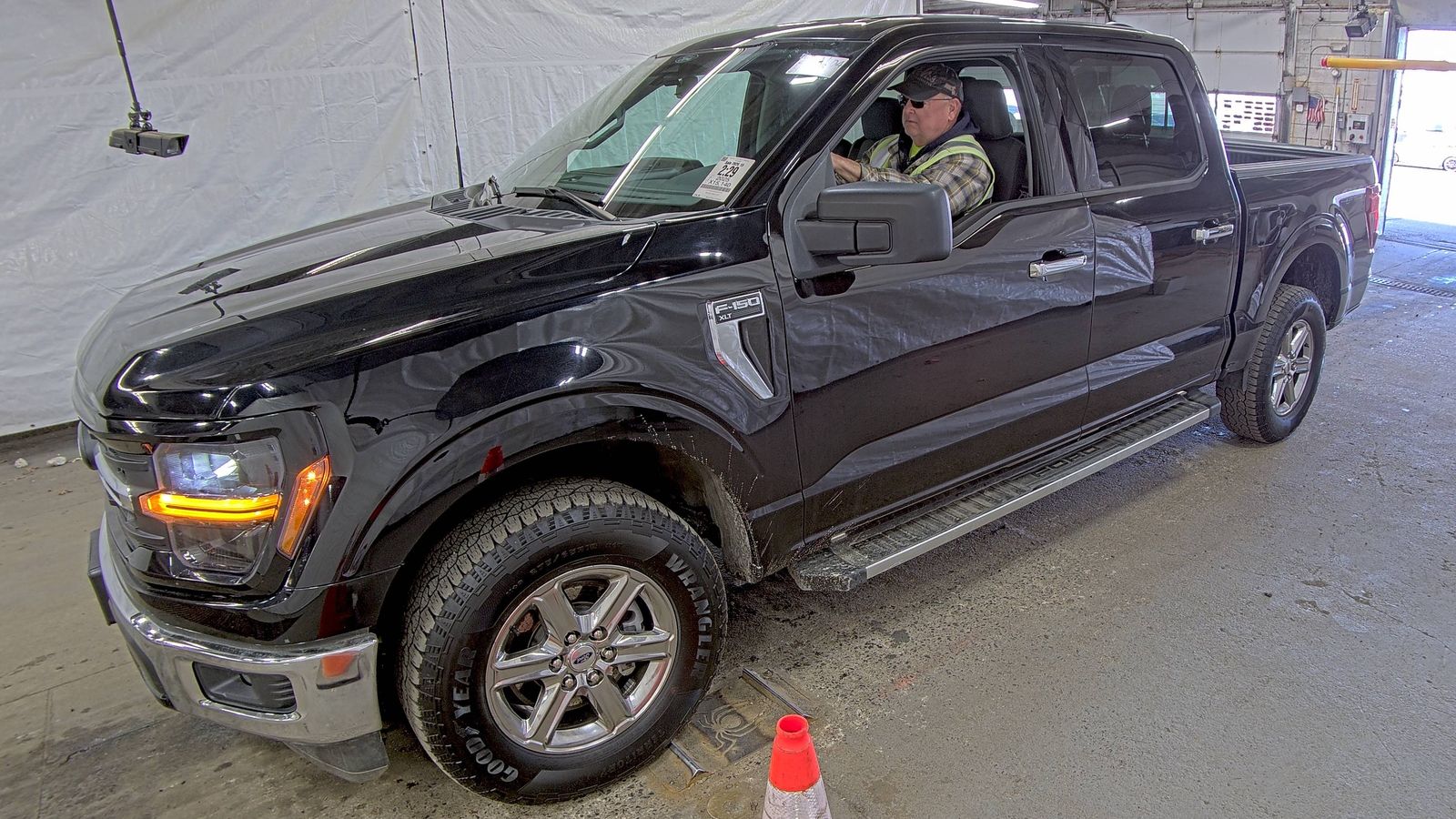 2025 Ford F-150 XLT AWD
