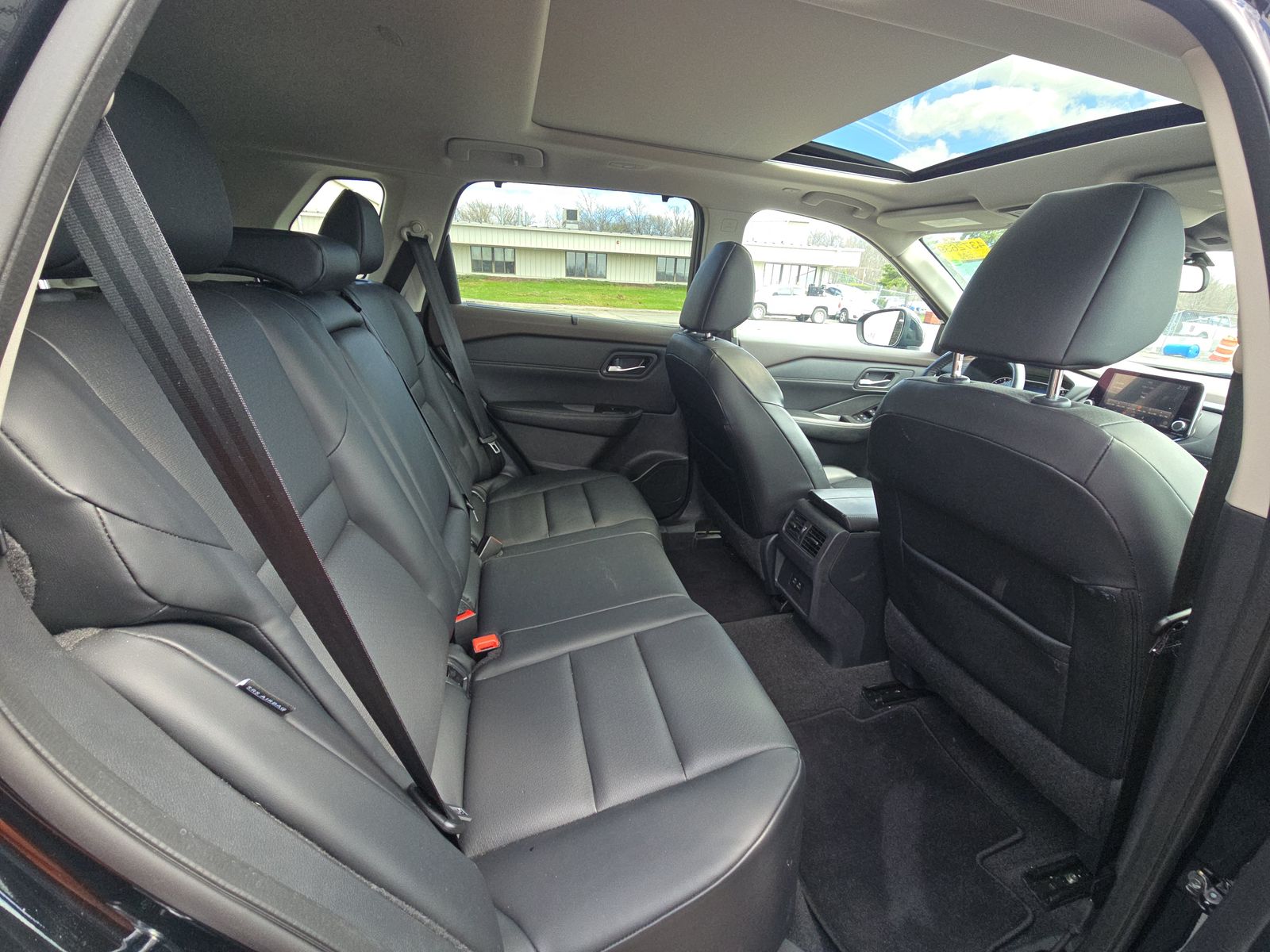 2022 Nissan Rogue SV AWD