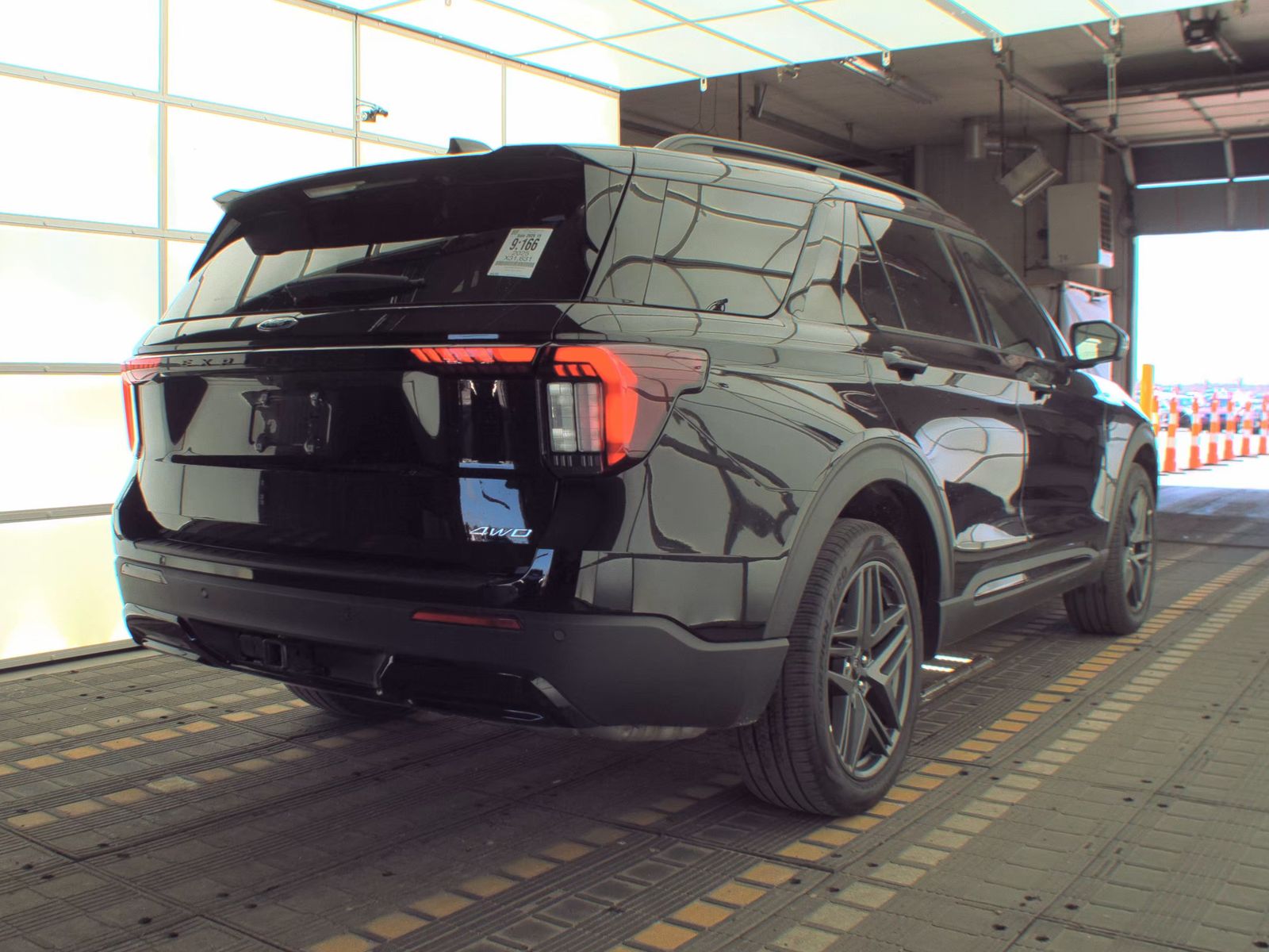 2025 Ford Explorer ST-Line AWD