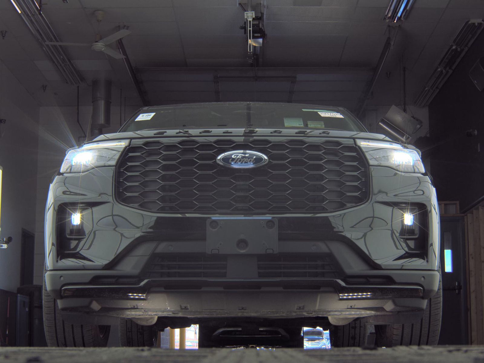 2025 Ford Explorer ST-Line AWD