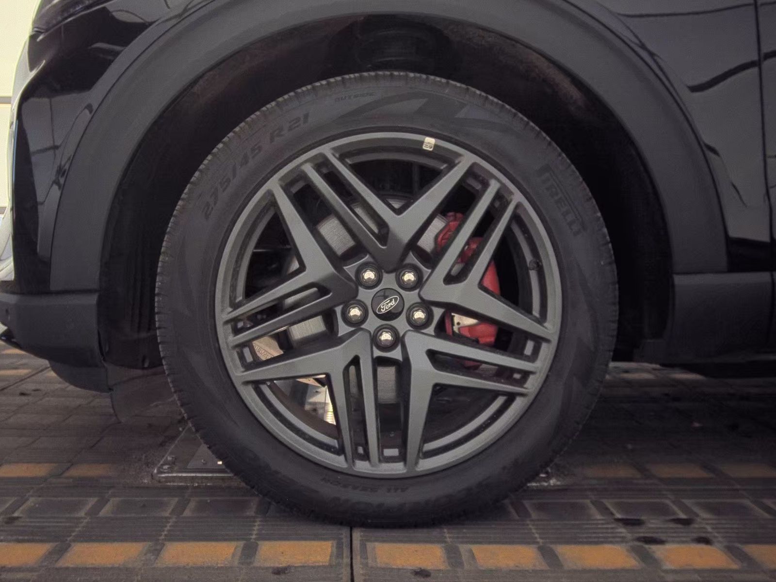 2025 Ford Explorer ST-Line AWD