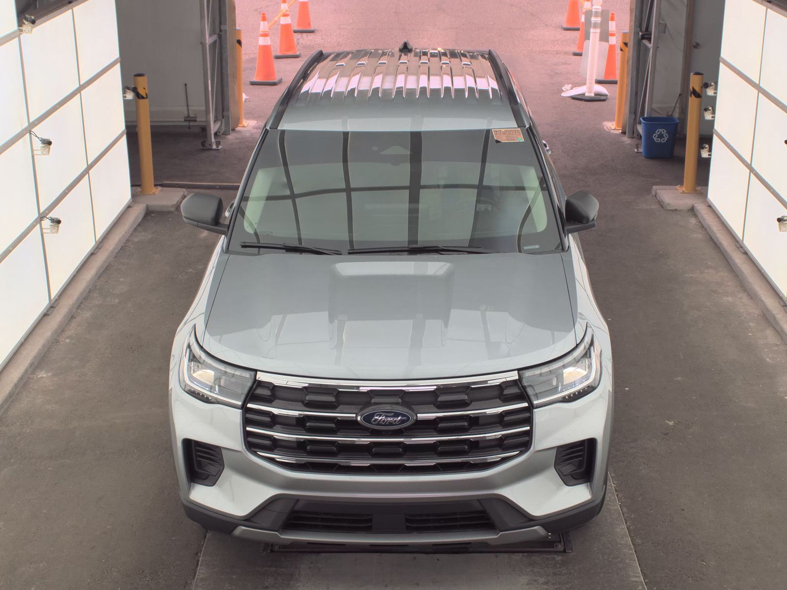 2025 Ford Explorer Active RWD