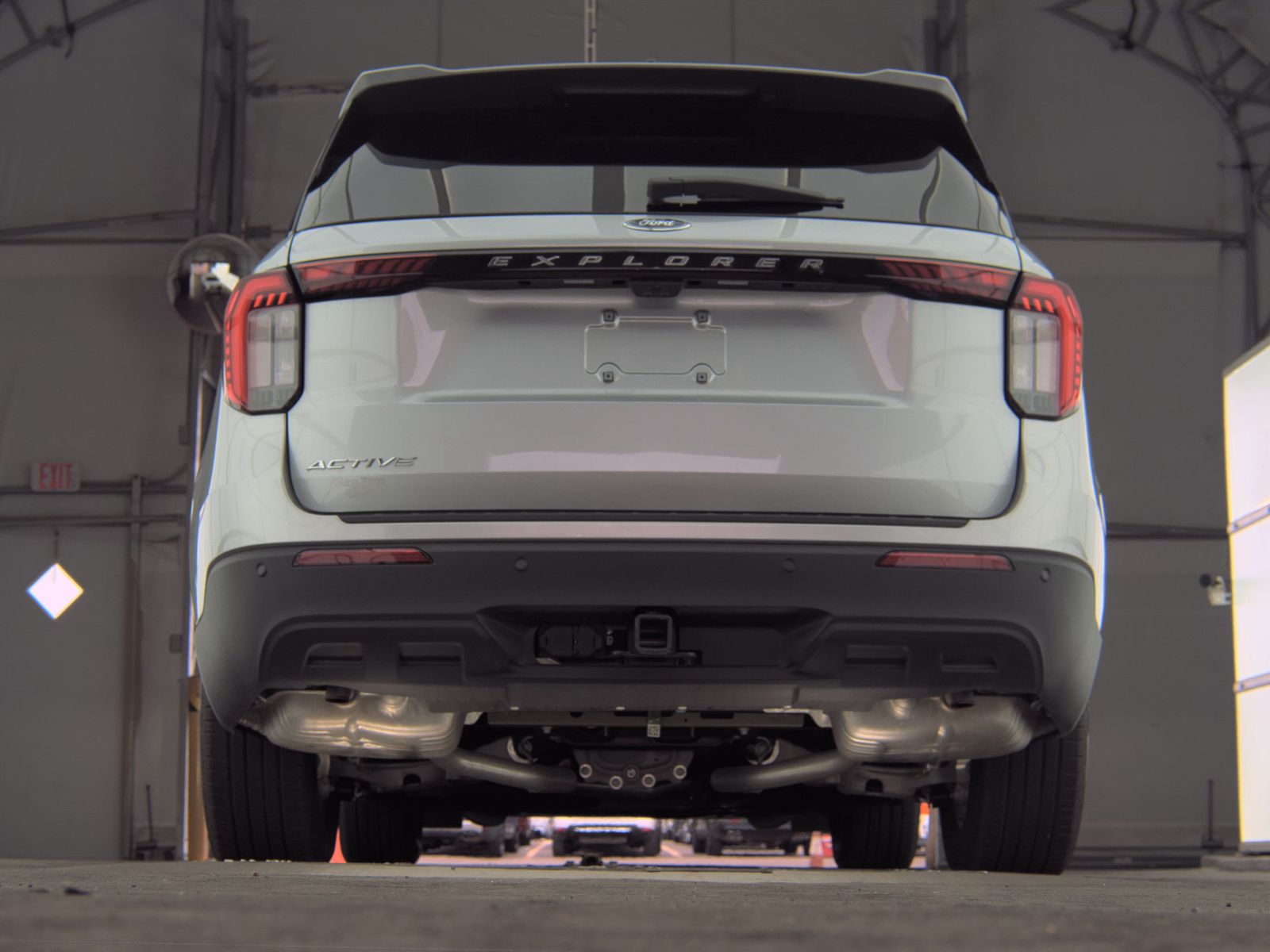 2025 Ford Explorer Active RWD