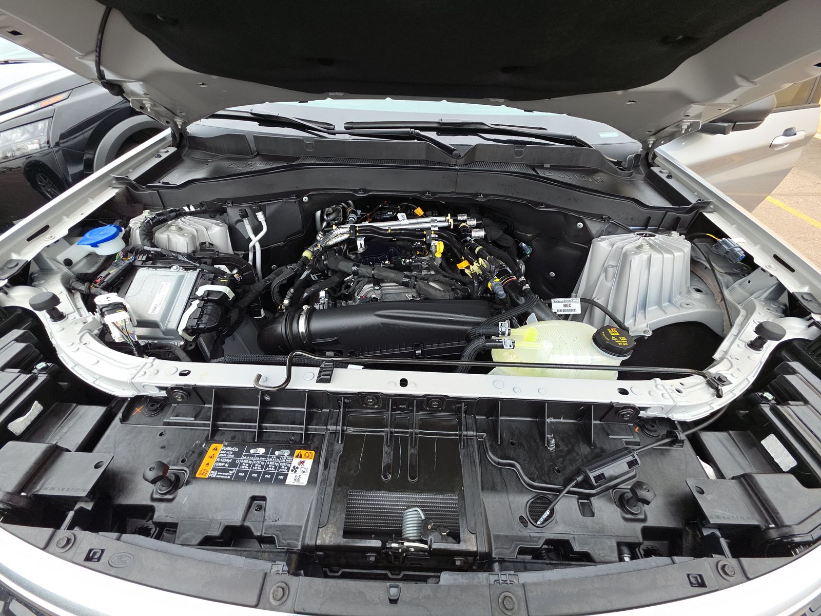 2025 Ford Explorer Active RWD