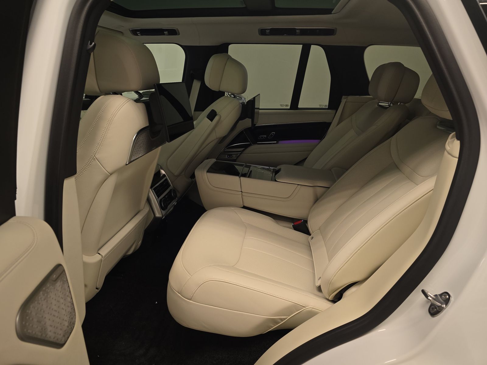 2025 Land Rover Range Rover Autobiography AWD