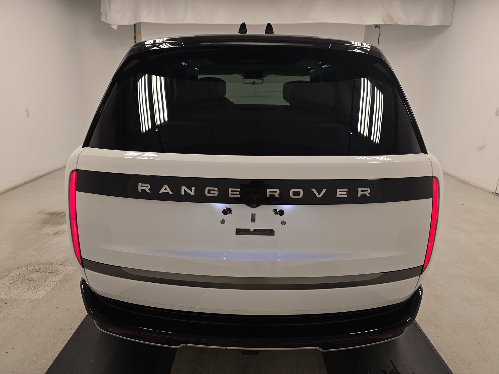 2025 Land Rover Range Rover Autobiography AWD
